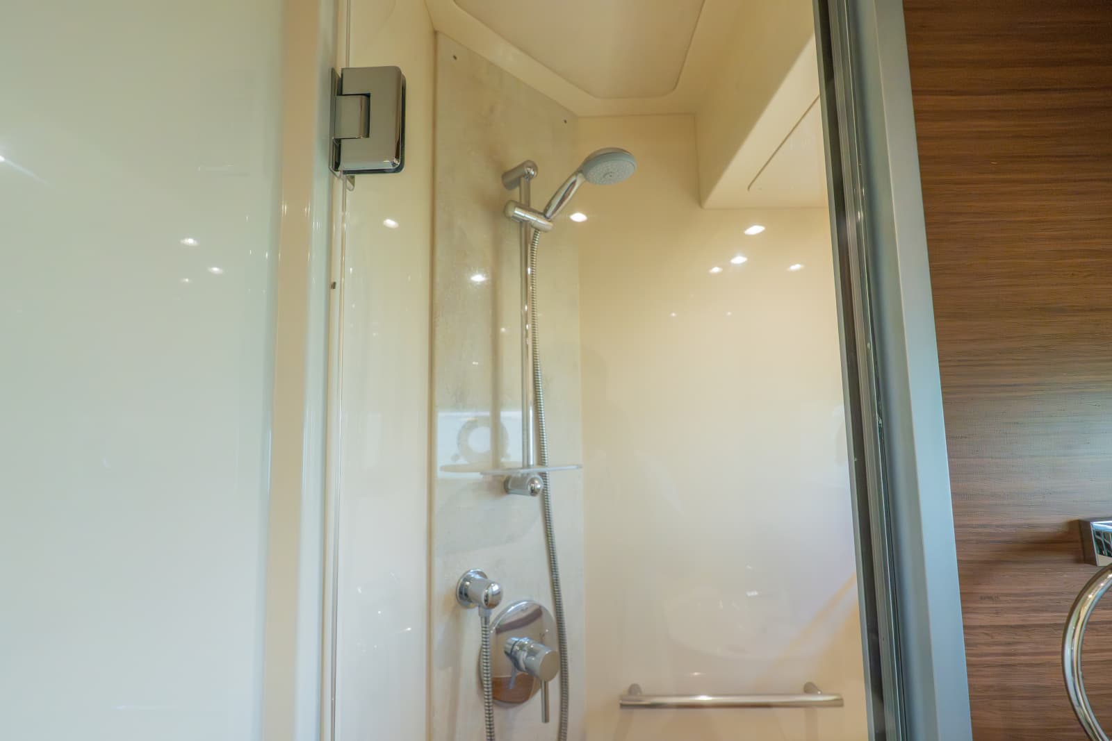 2016 Sea Ray 510 FLY - Photo 36