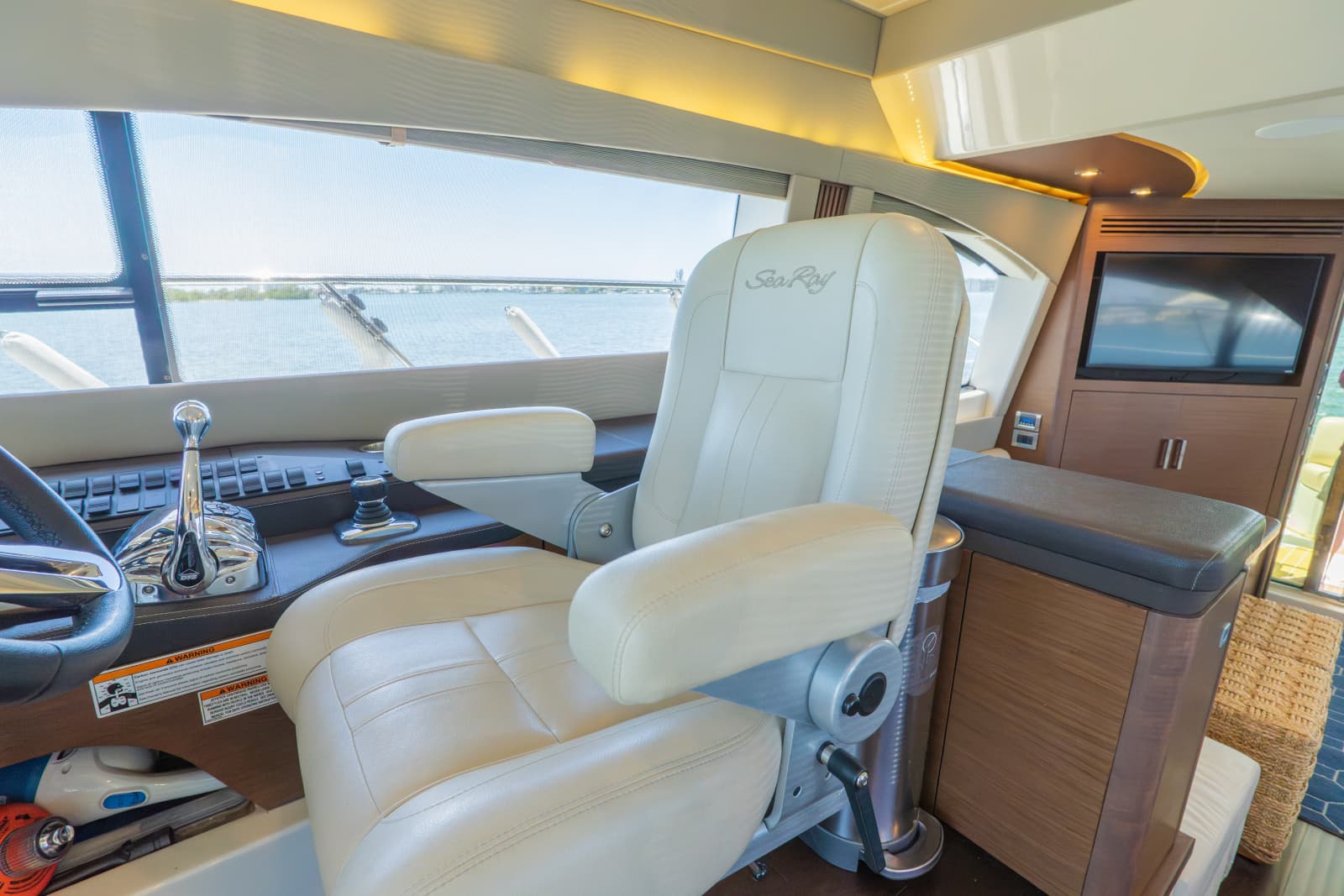 2016 Sea Ray 510 FLY - Photo 16