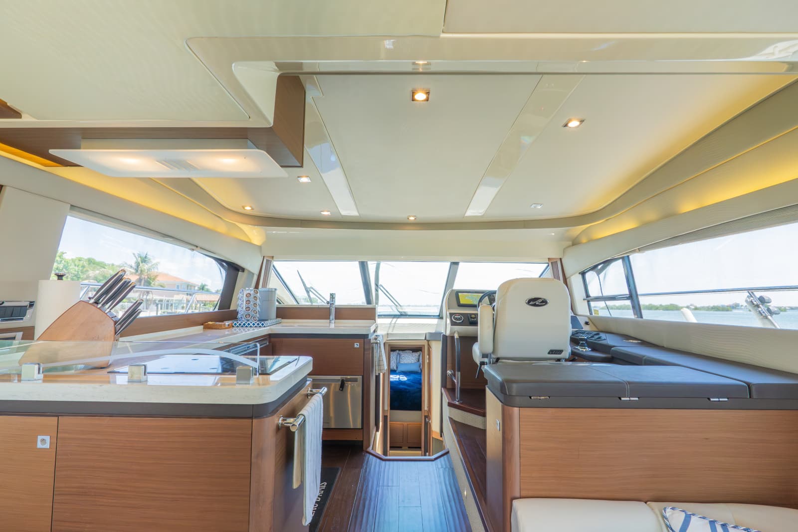 2016 Sea Ray 510 FLY - Photo 9