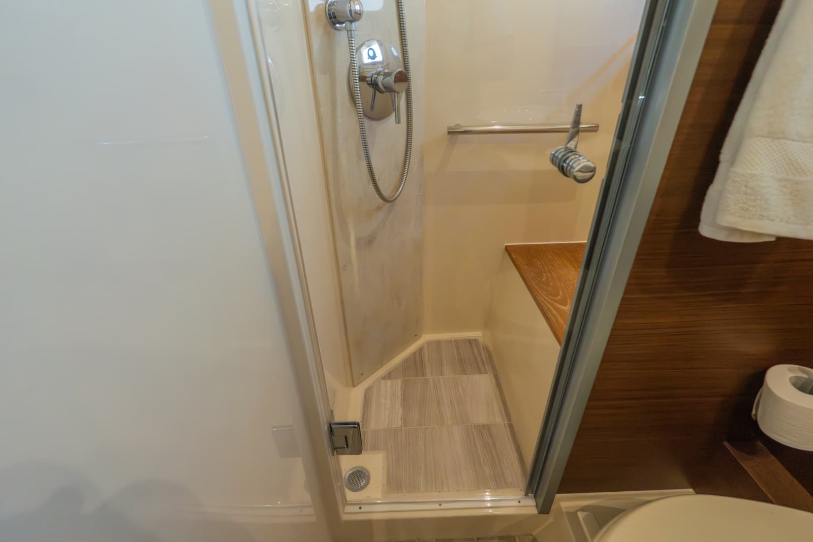 2016 Sea Ray 510 FLY - Photo 37