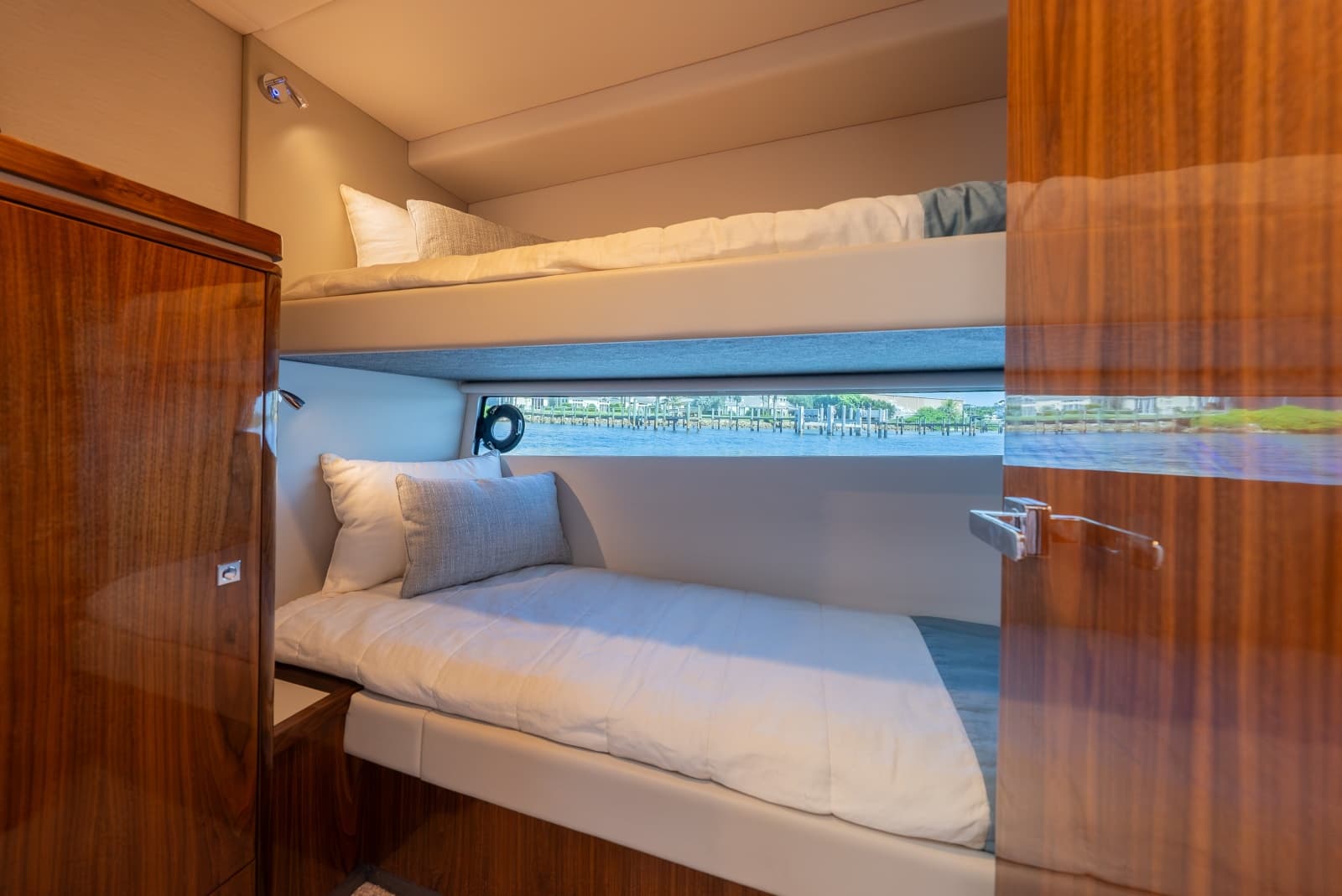 2024 Riviera 4600 - Photo 33