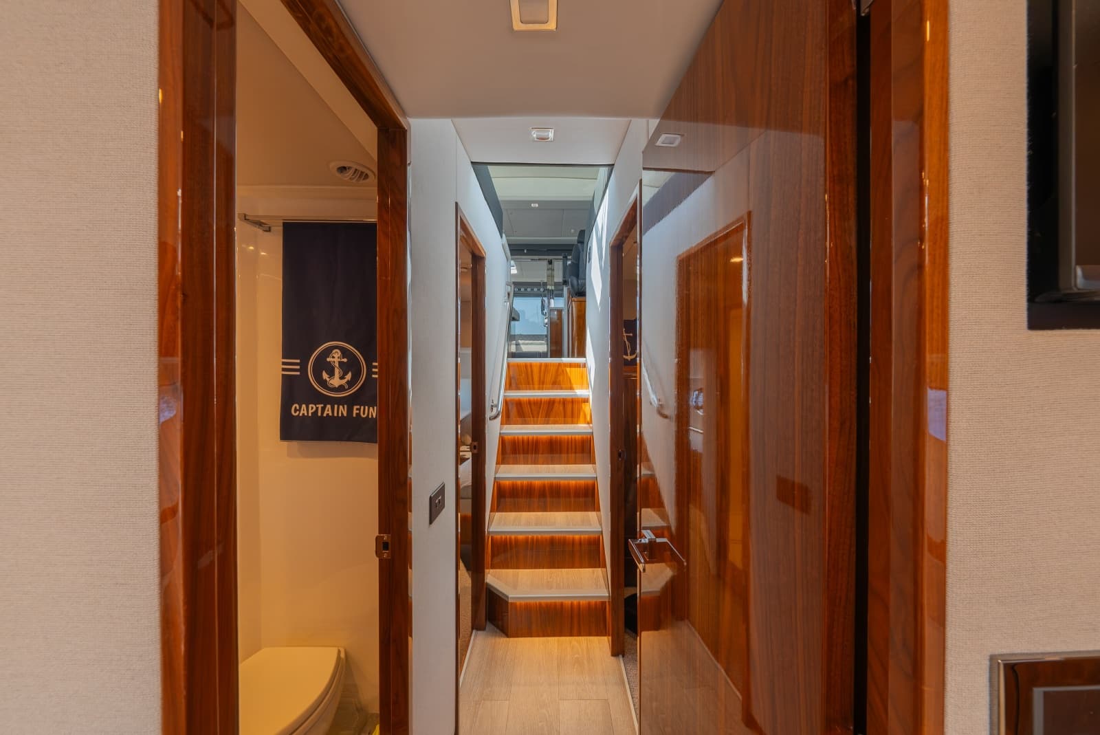 2024 Riviera 4600 - Photo 22