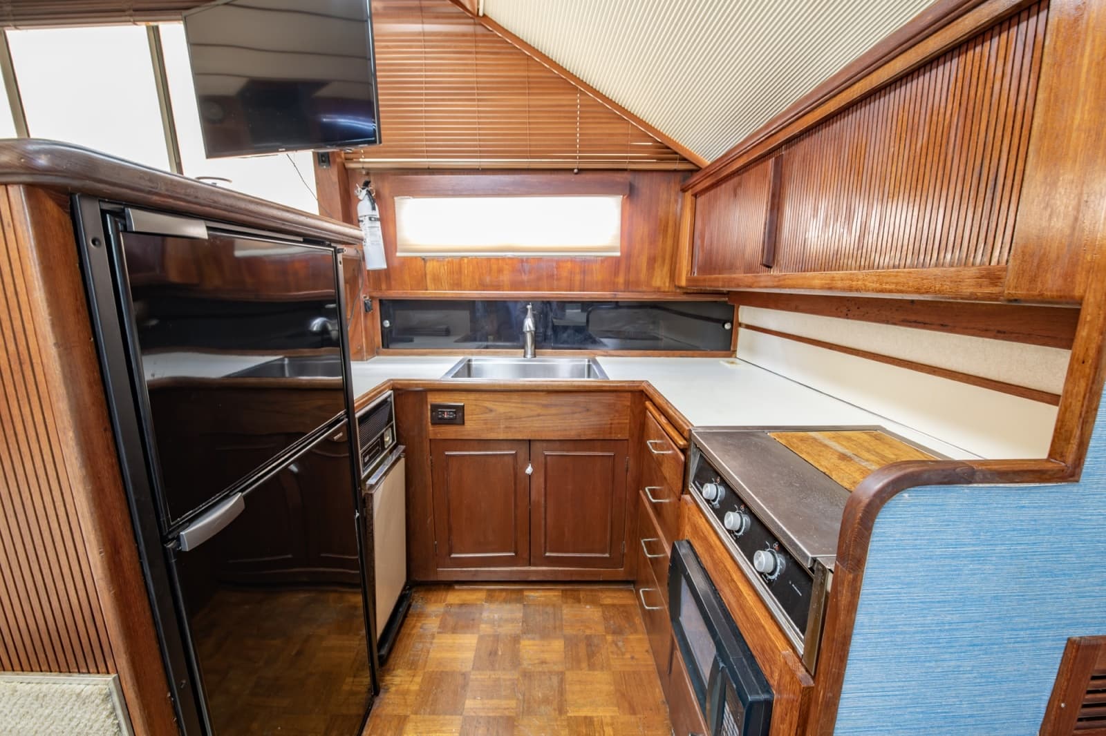 1988 Tollycraft 44 Cockpit M.Y. - Photo 22