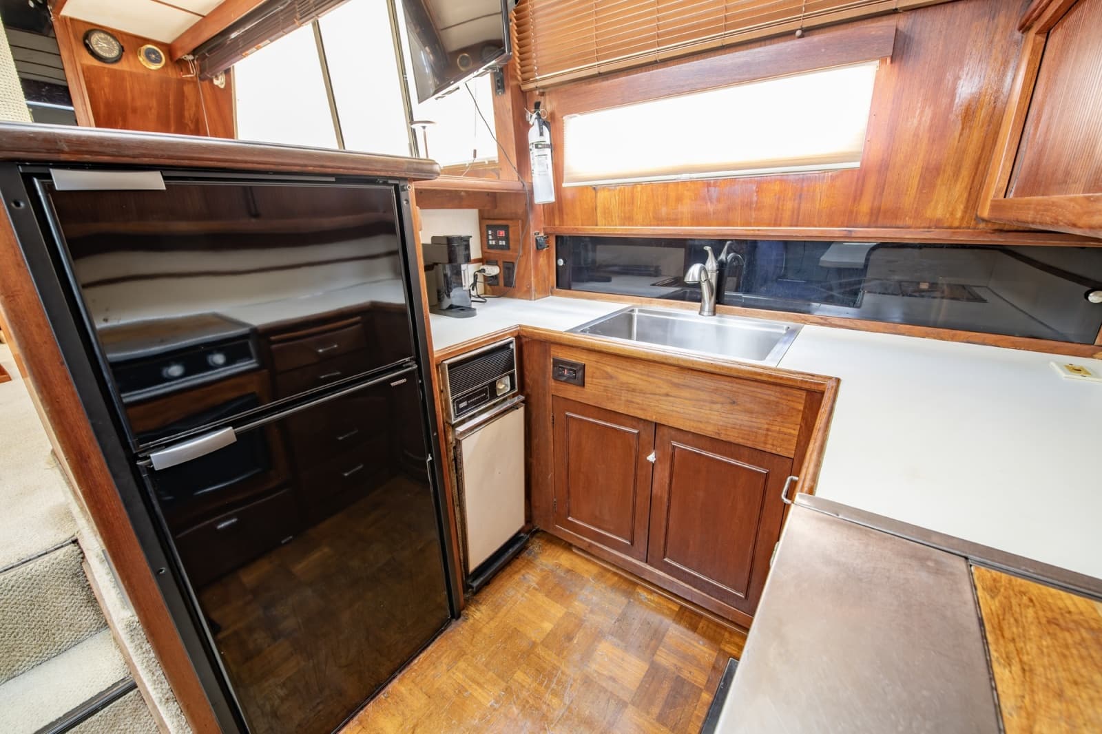 1988 Tollycraft 44 Cockpit M.Y. - Photo 23