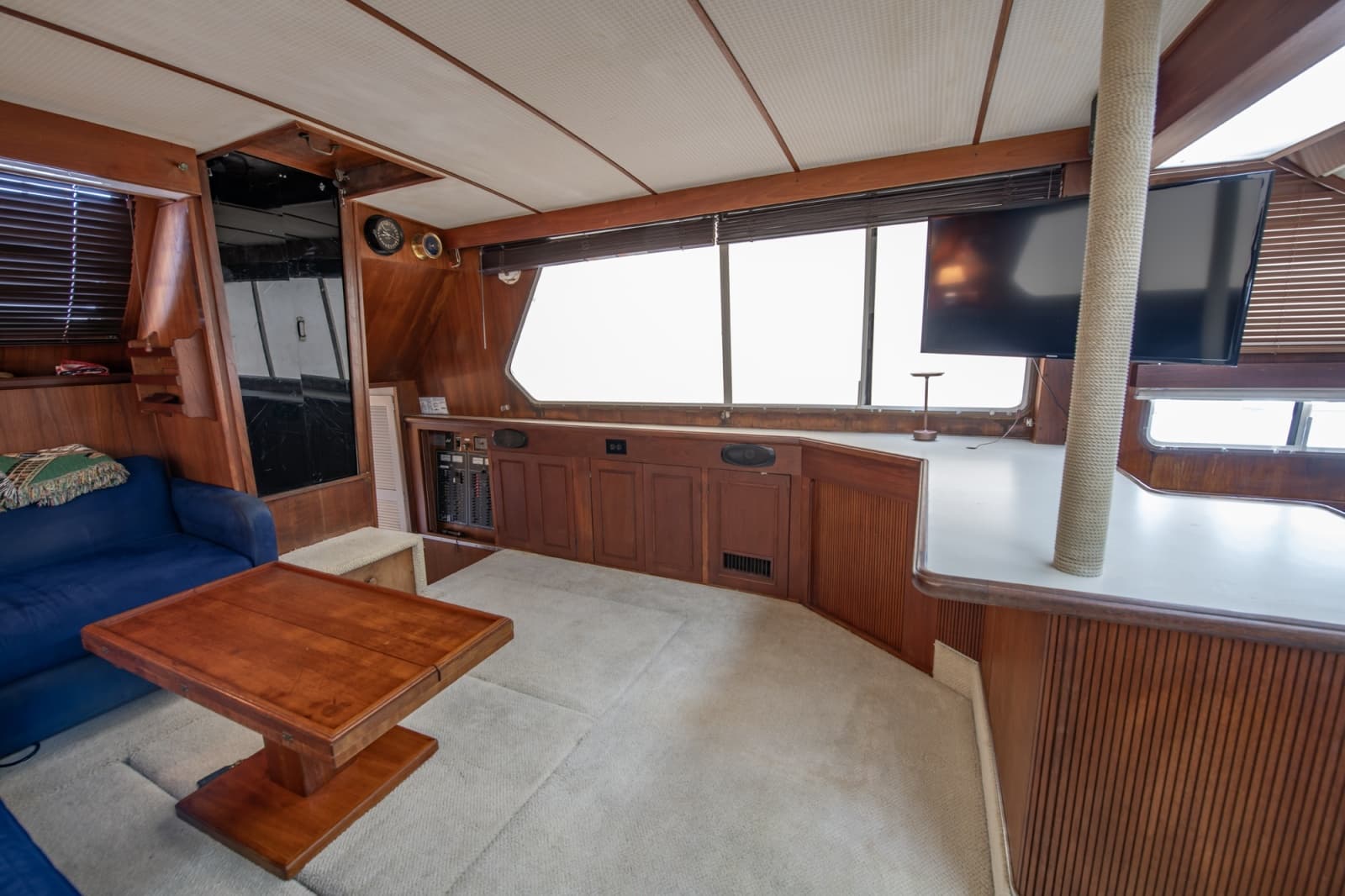 1988 Tollycraft 44 Cockpit M.Y. - Photo 18