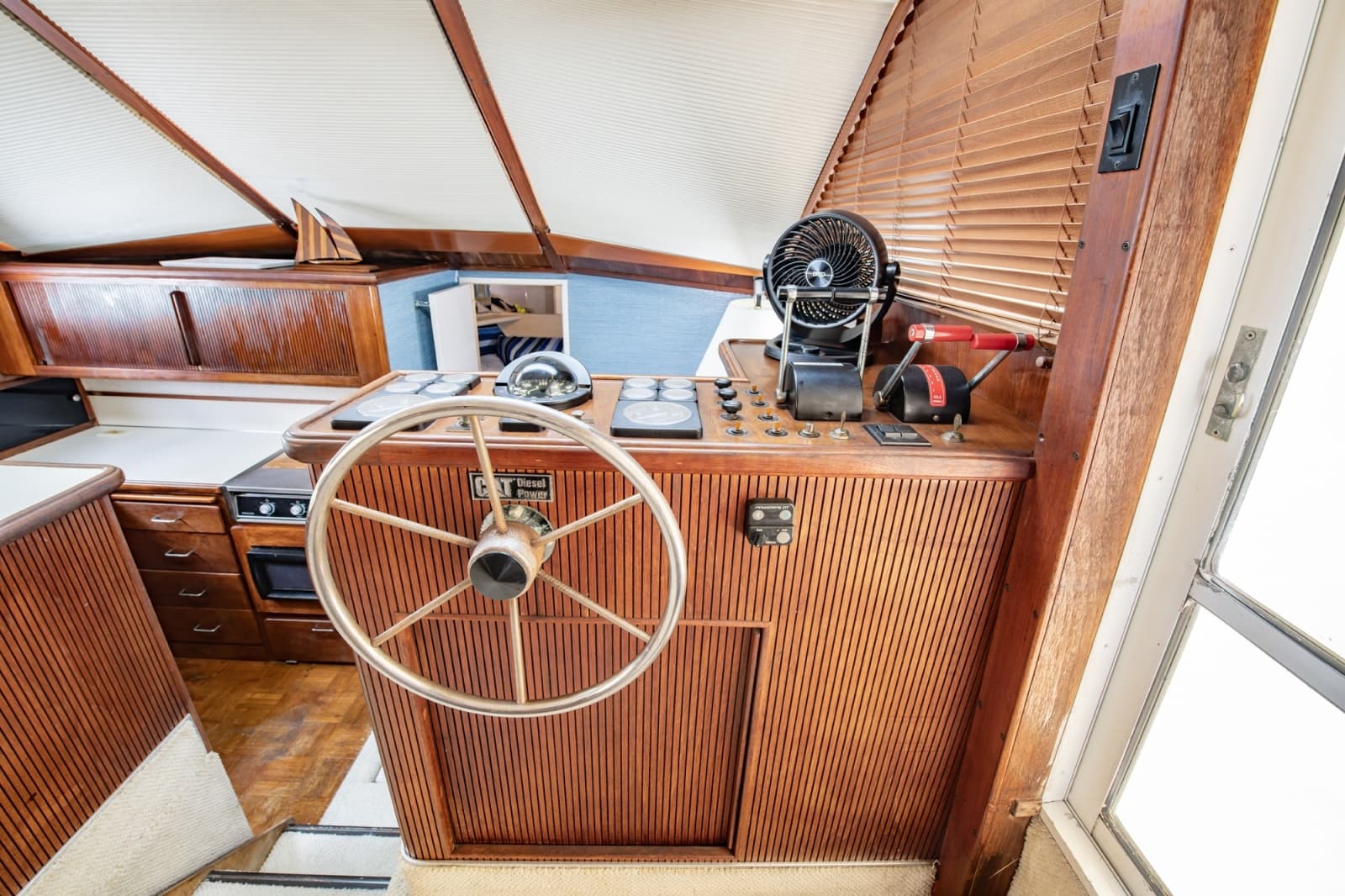 1988 Tollycraft 44 Cockpit M.Y. - Photo 20