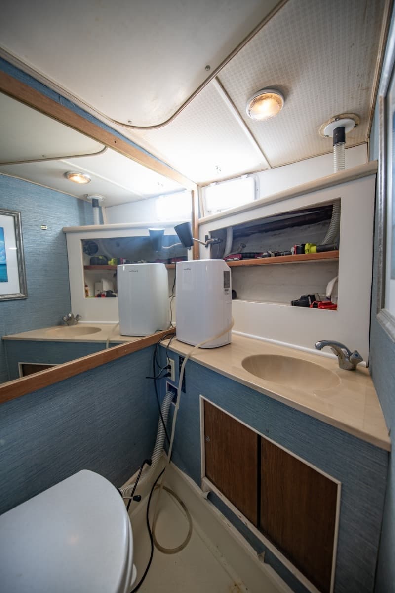 1988 Tollycraft 44 Cockpit M.Y. - Photo 34