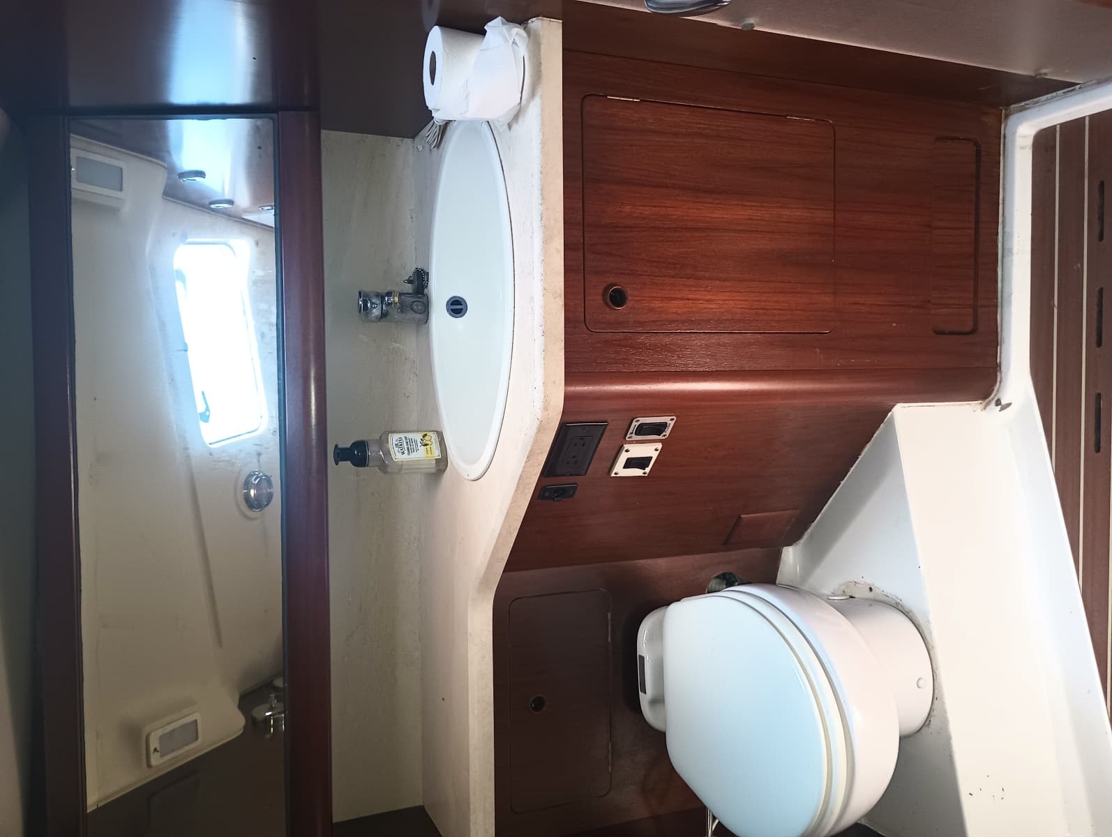 2000 Grand Soleil 46.3 - Photo 9