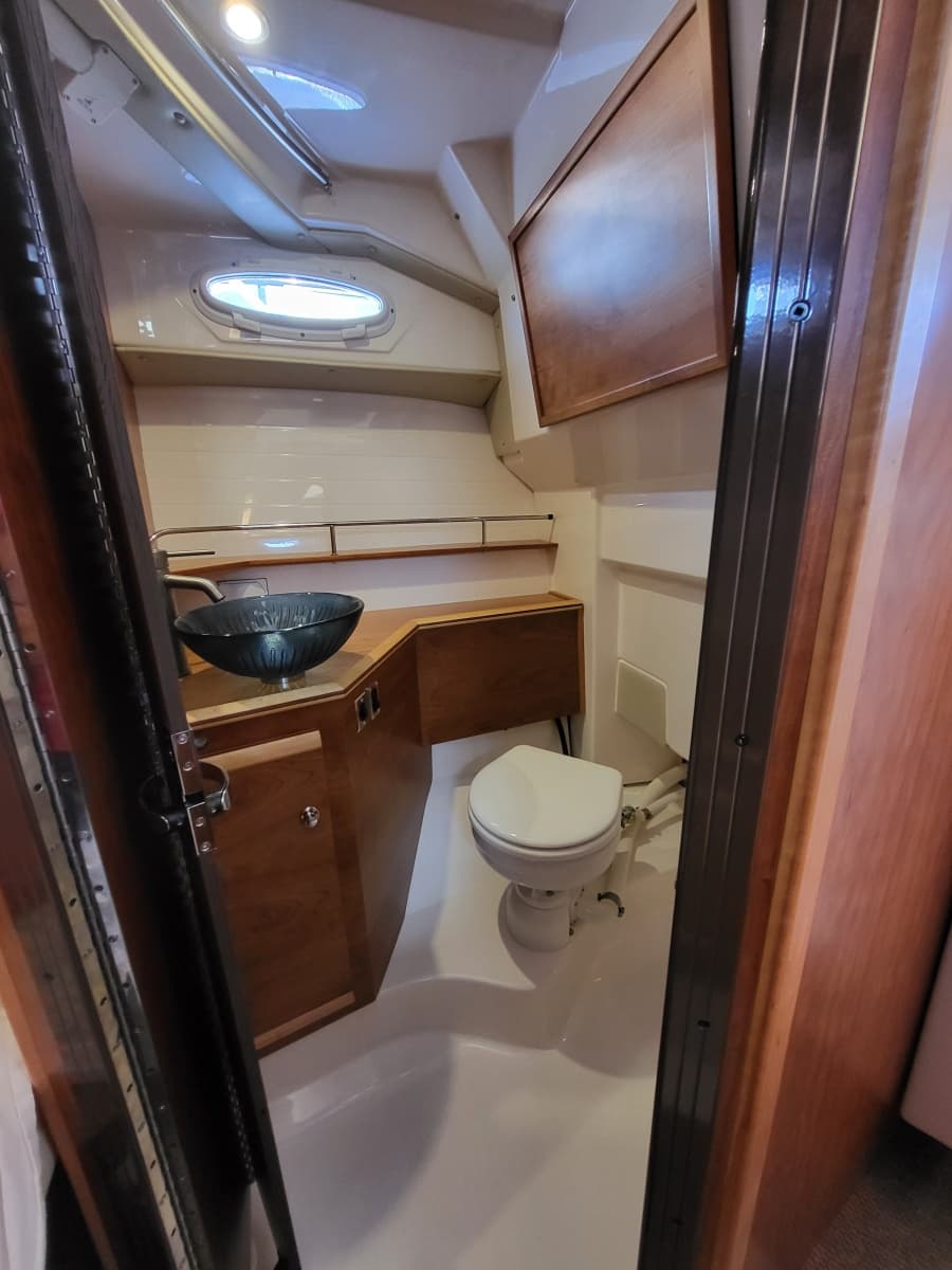 2023 Cutwater C-288 Coupe - Photo 26