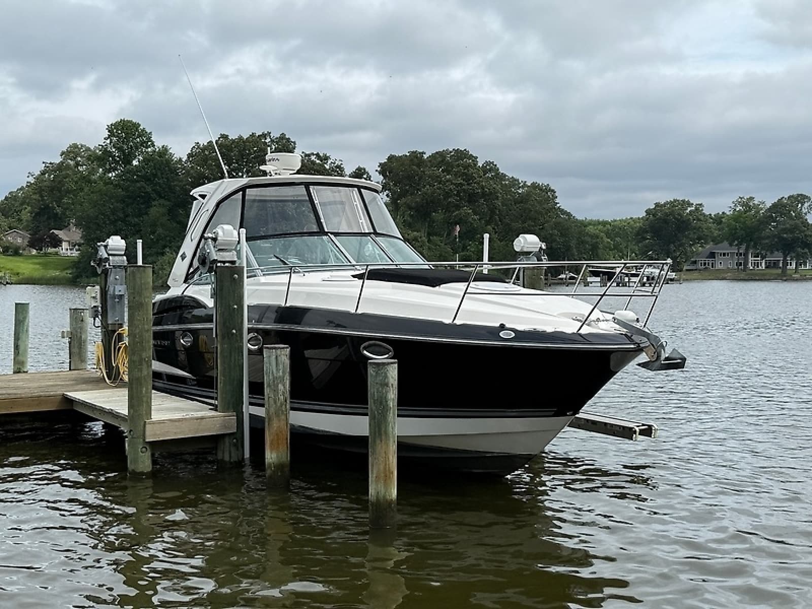 2013 Monterey 340 Sport Yacht - Photo 3