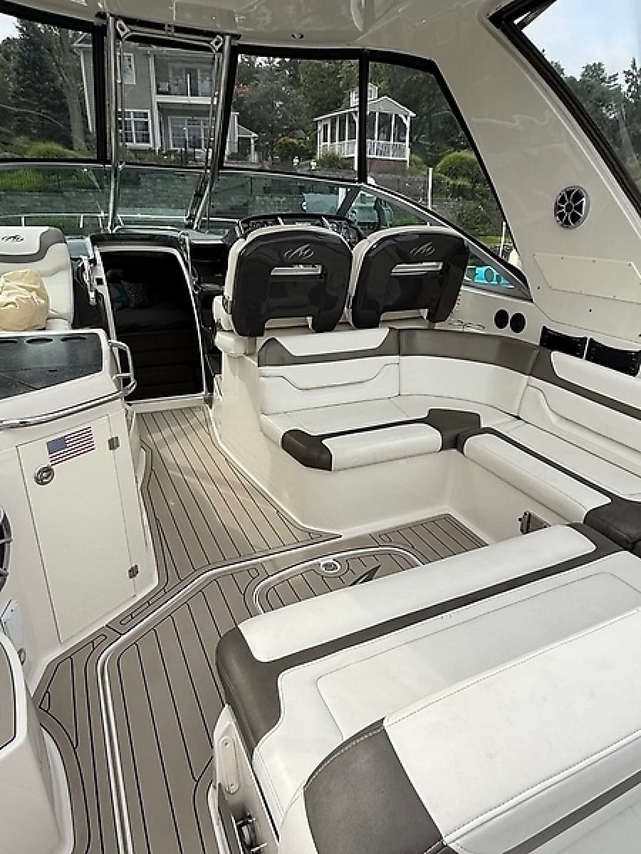 2013 Monterey 340 Sport Yacht - Photo 43