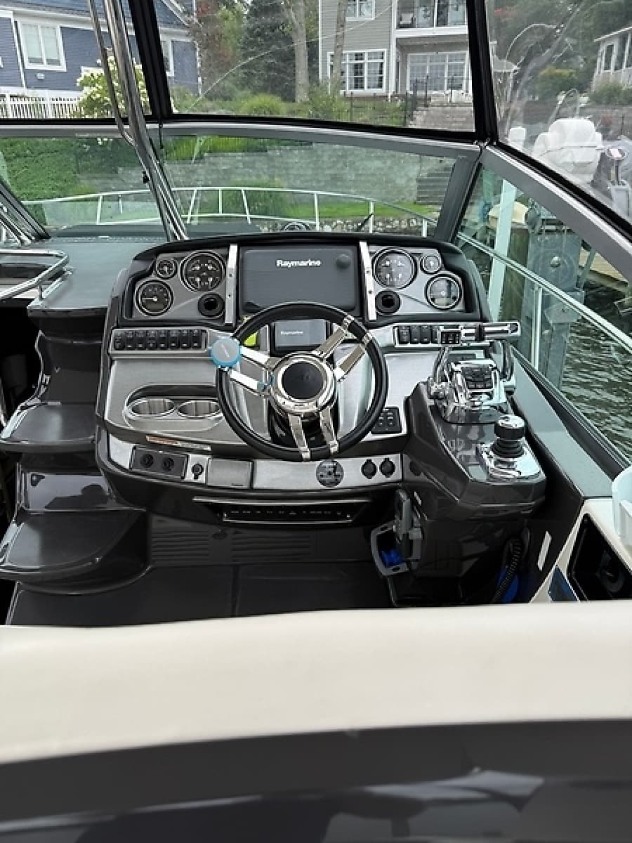 2013 Monterey 340 Sport Yacht - Photo 18