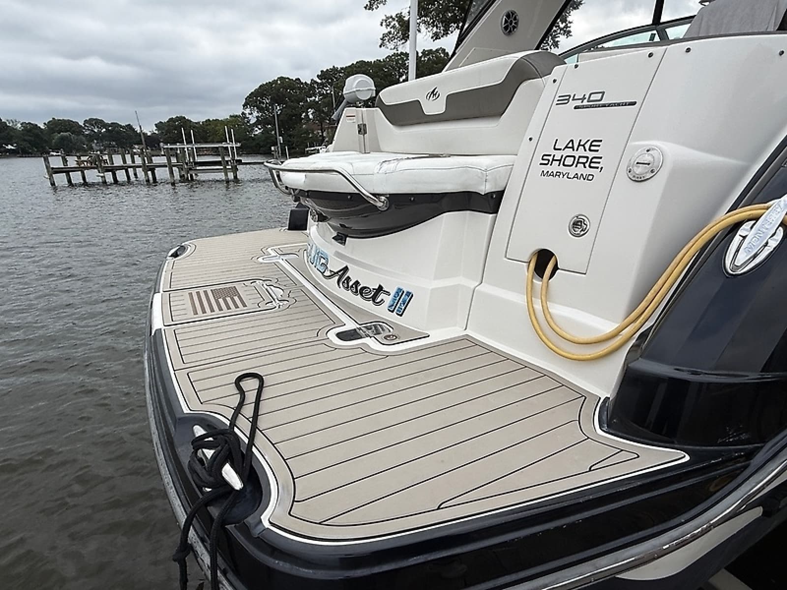 2013 Monterey 340 Sport Yacht - Photo 11