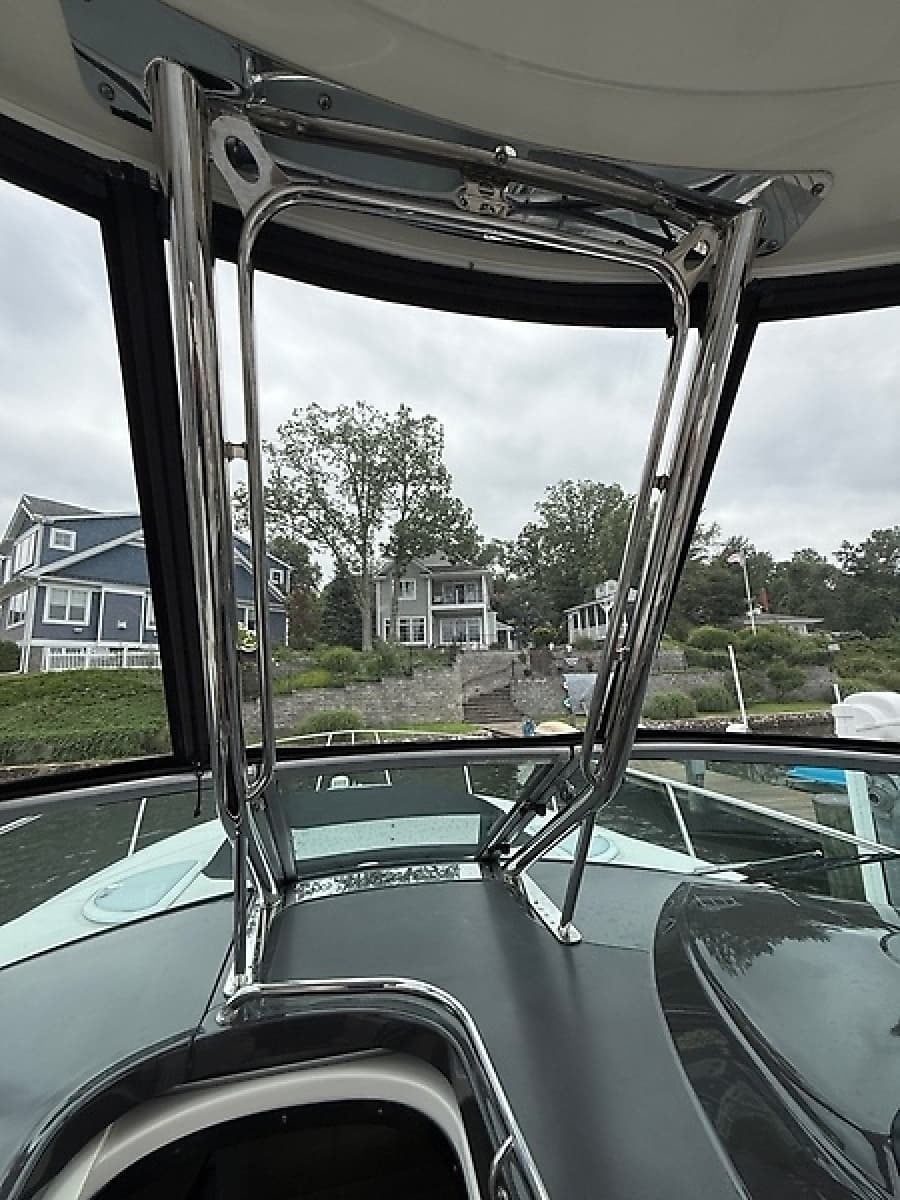 2013 Monterey 340 Sport Yacht - Photo 21