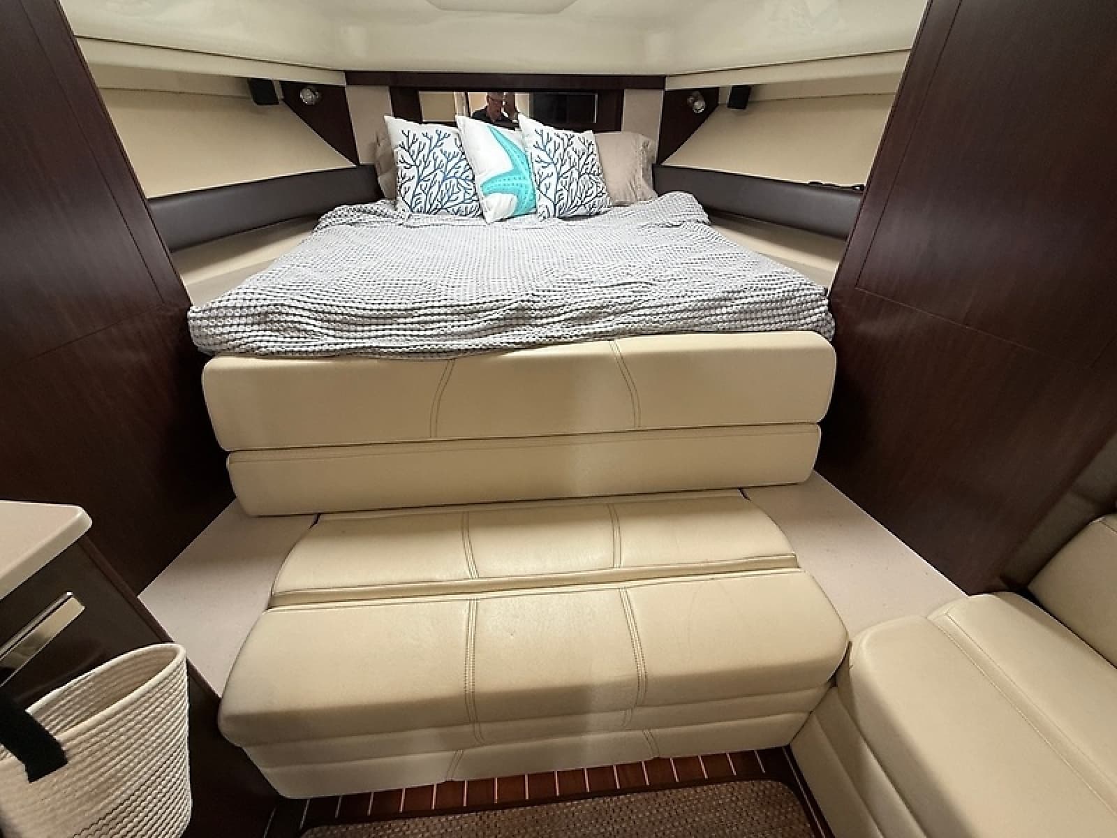 2013 Monterey 340 Sport Yacht - Photo 40