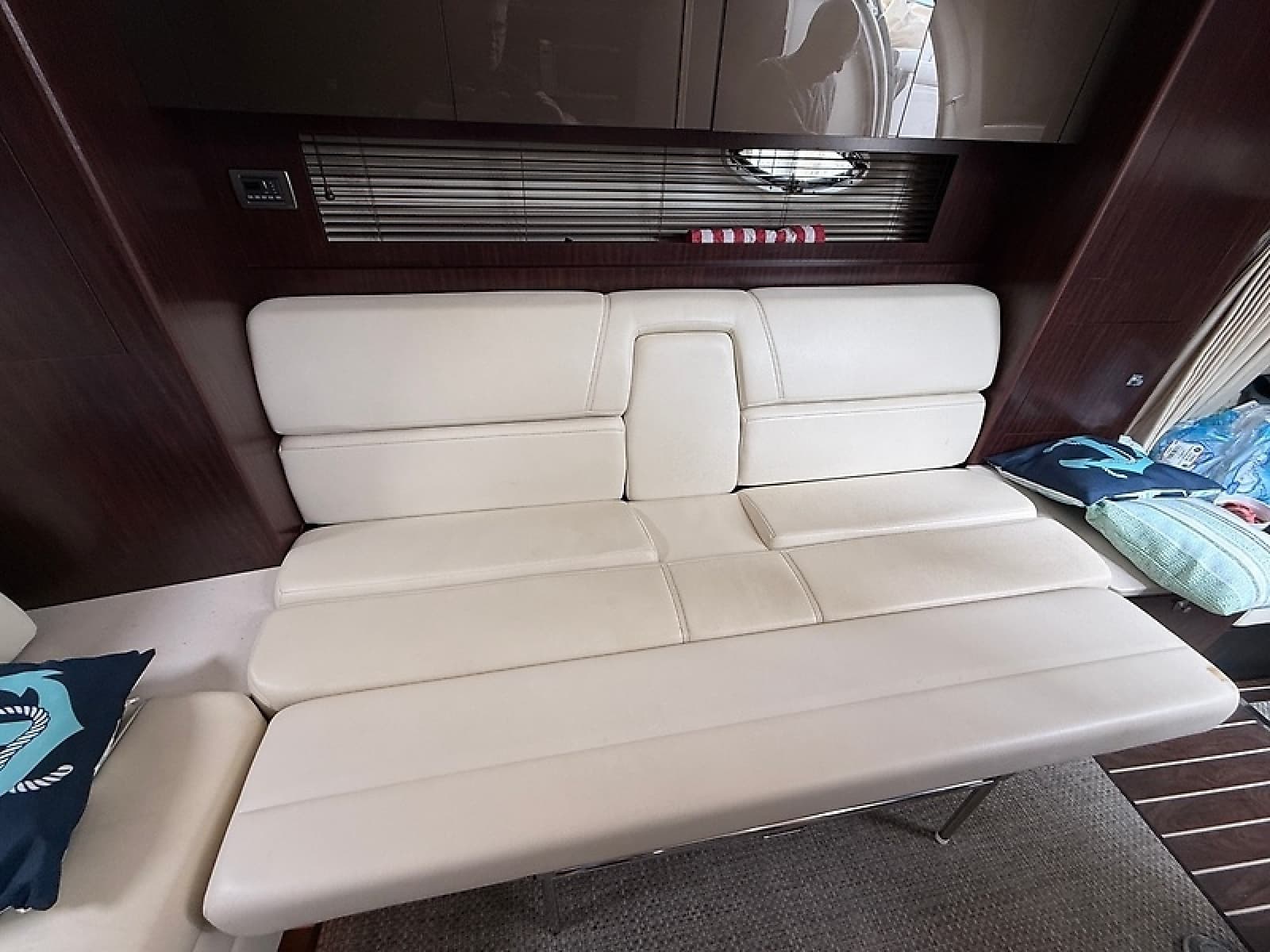 2013 Monterey 340 Sport Yacht - Photo 41