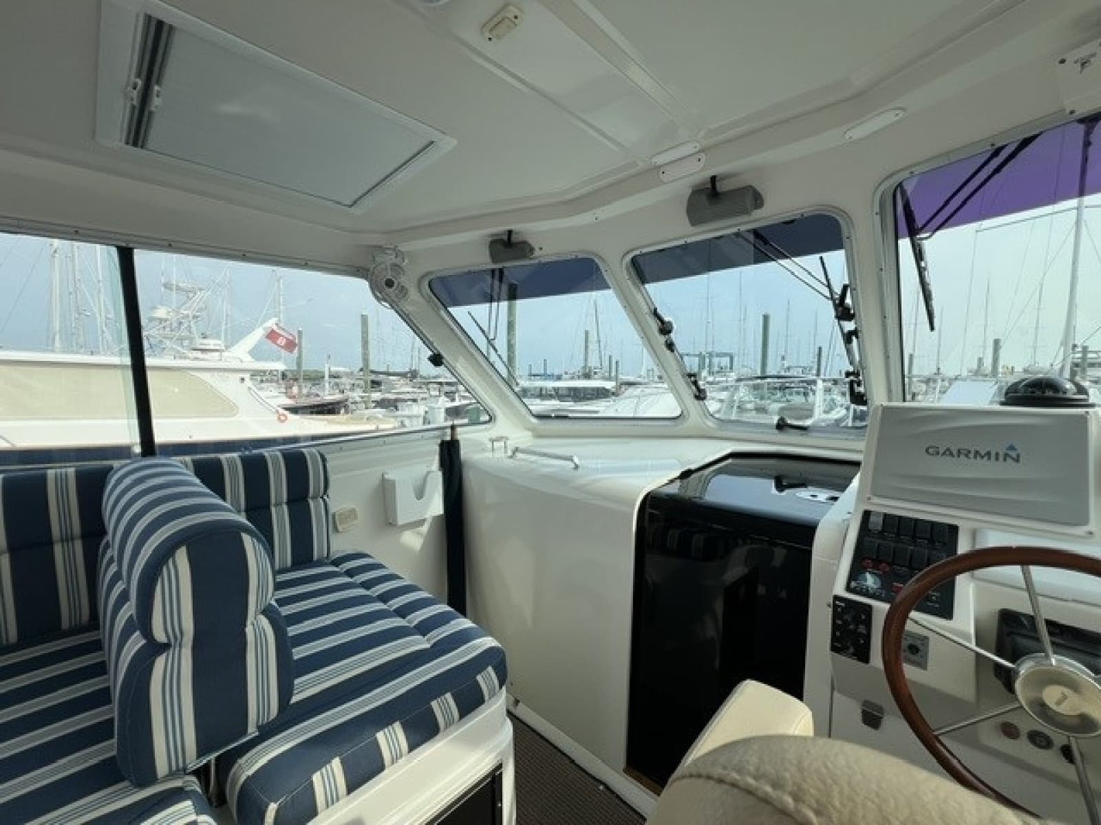 2008 Back Cove 33 - Photo 11