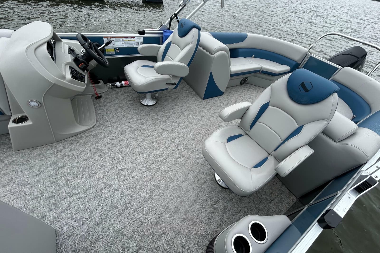 2025 South Bay Tritoon - Photo 10