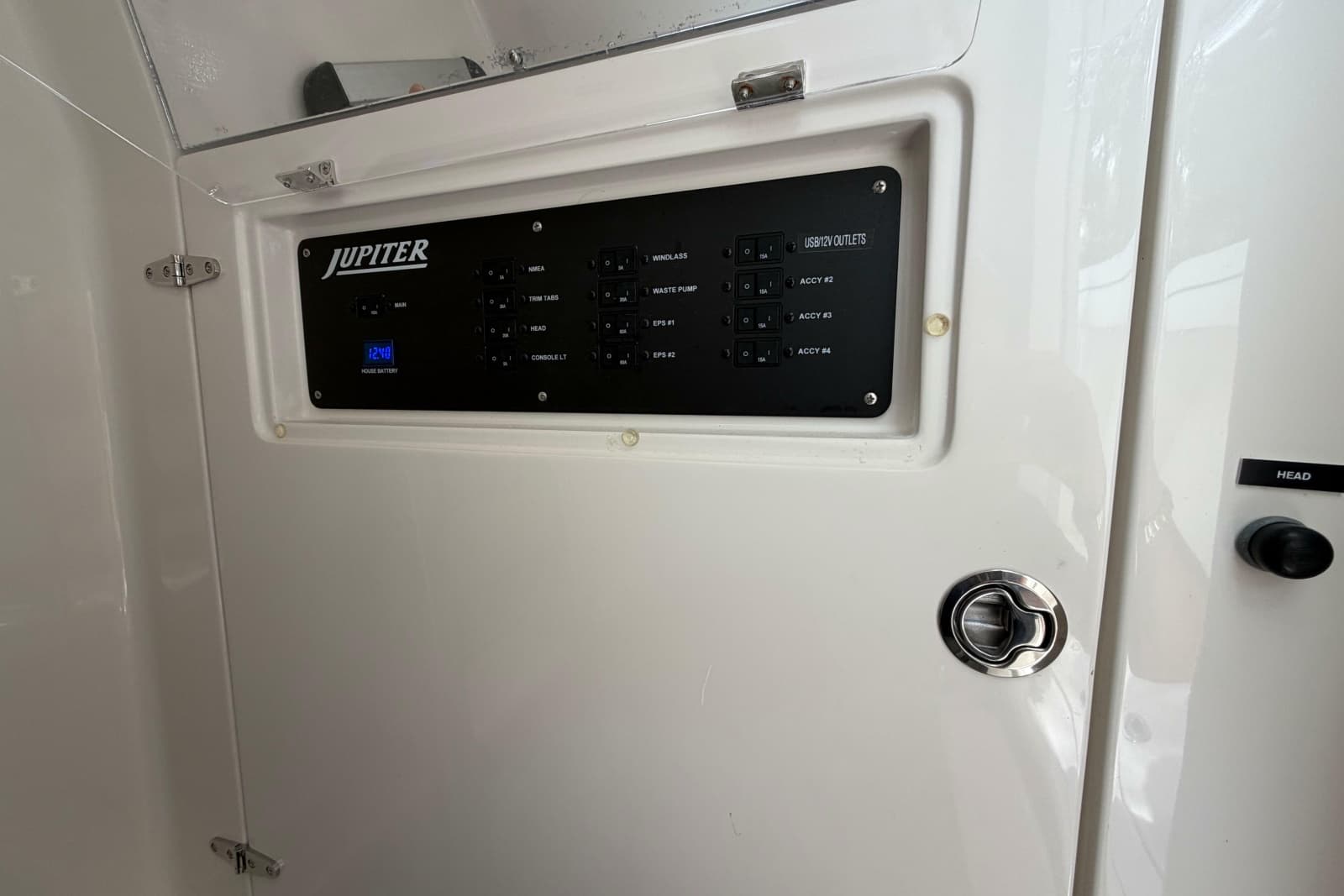 2019 Jupiter 30 - Photo 22