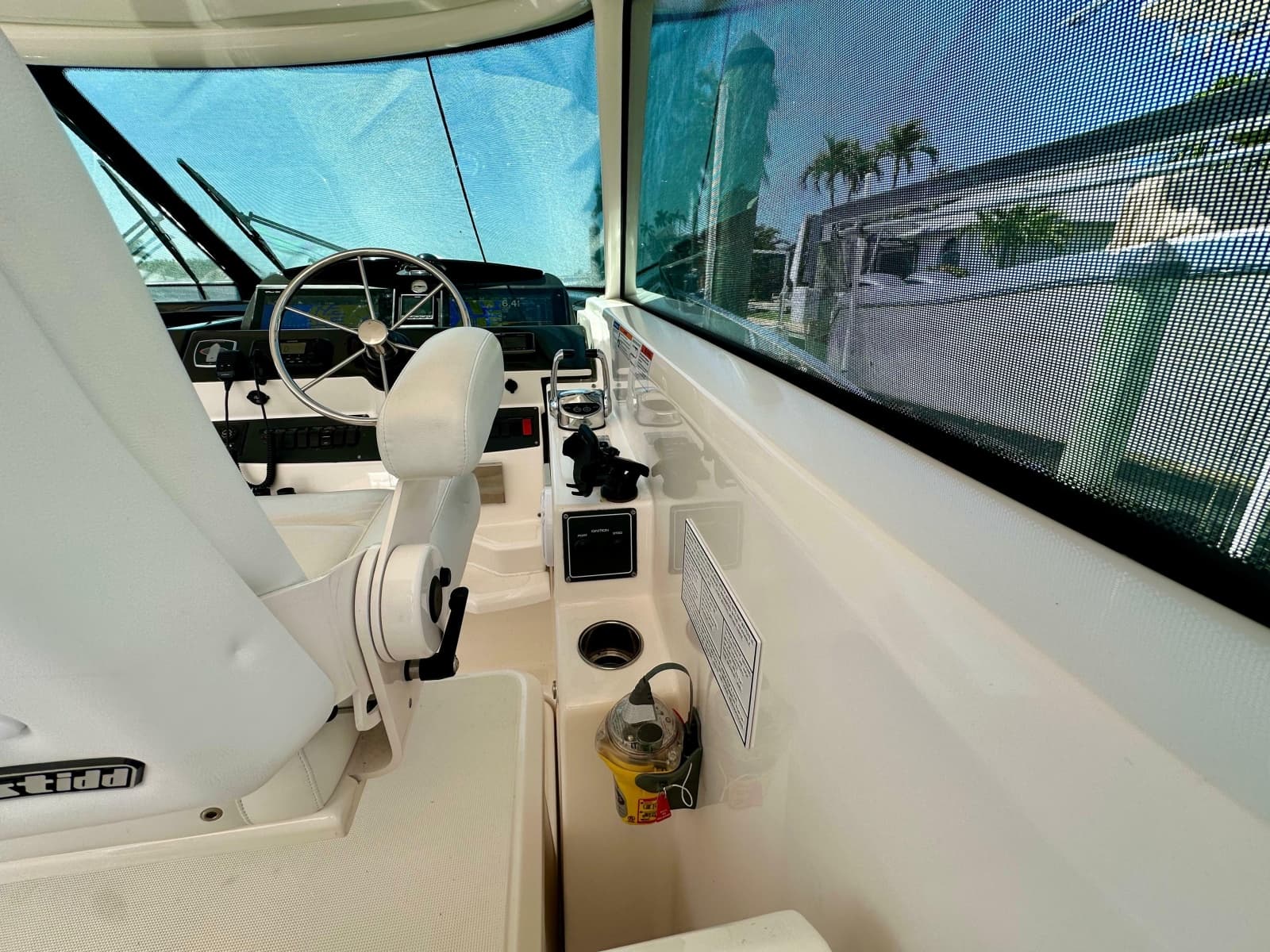 2018 Tiara Yachts 4300 Open - Photo 18