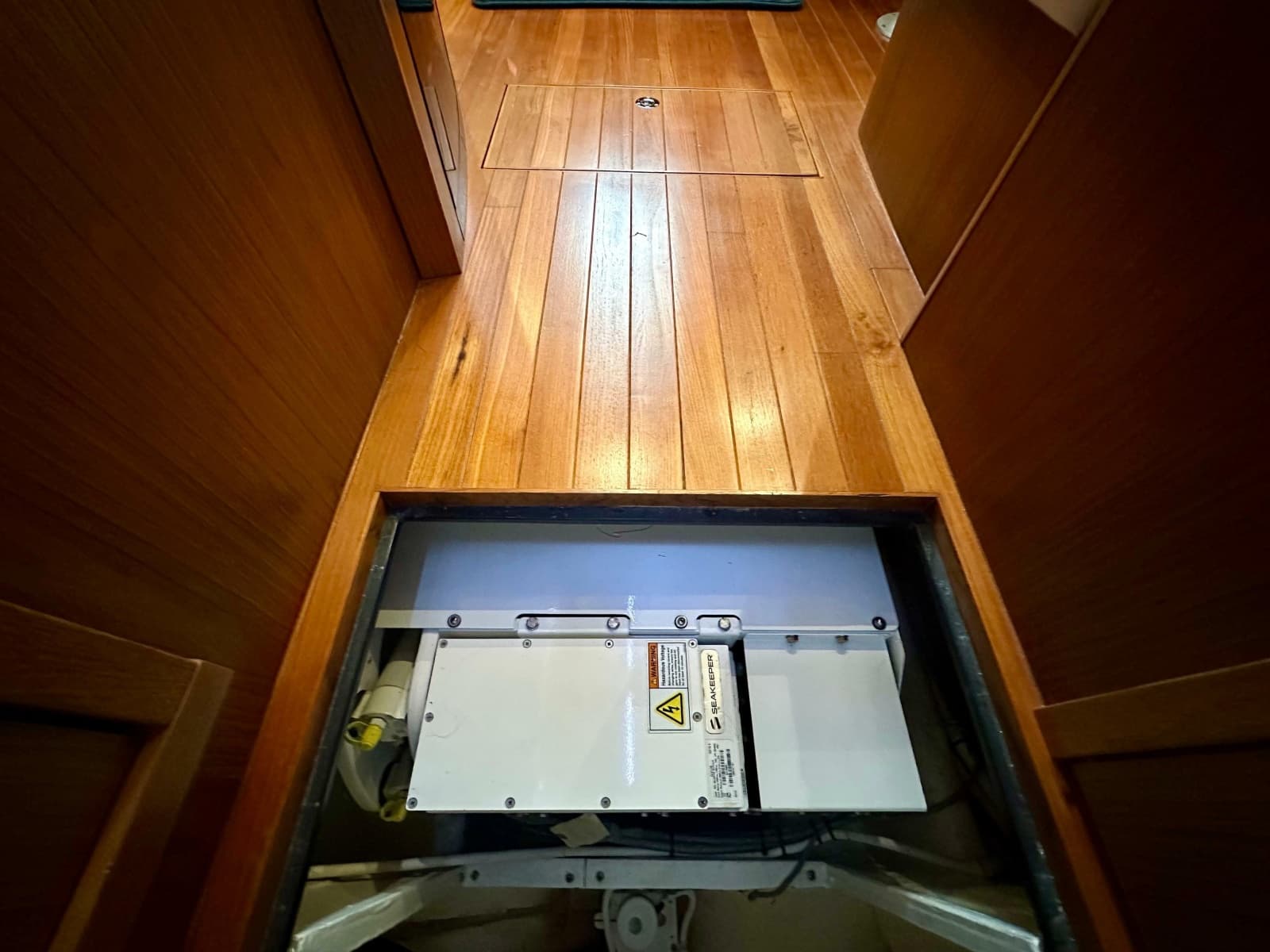 2018 Tiara Yachts 4300 Open - Photo 35