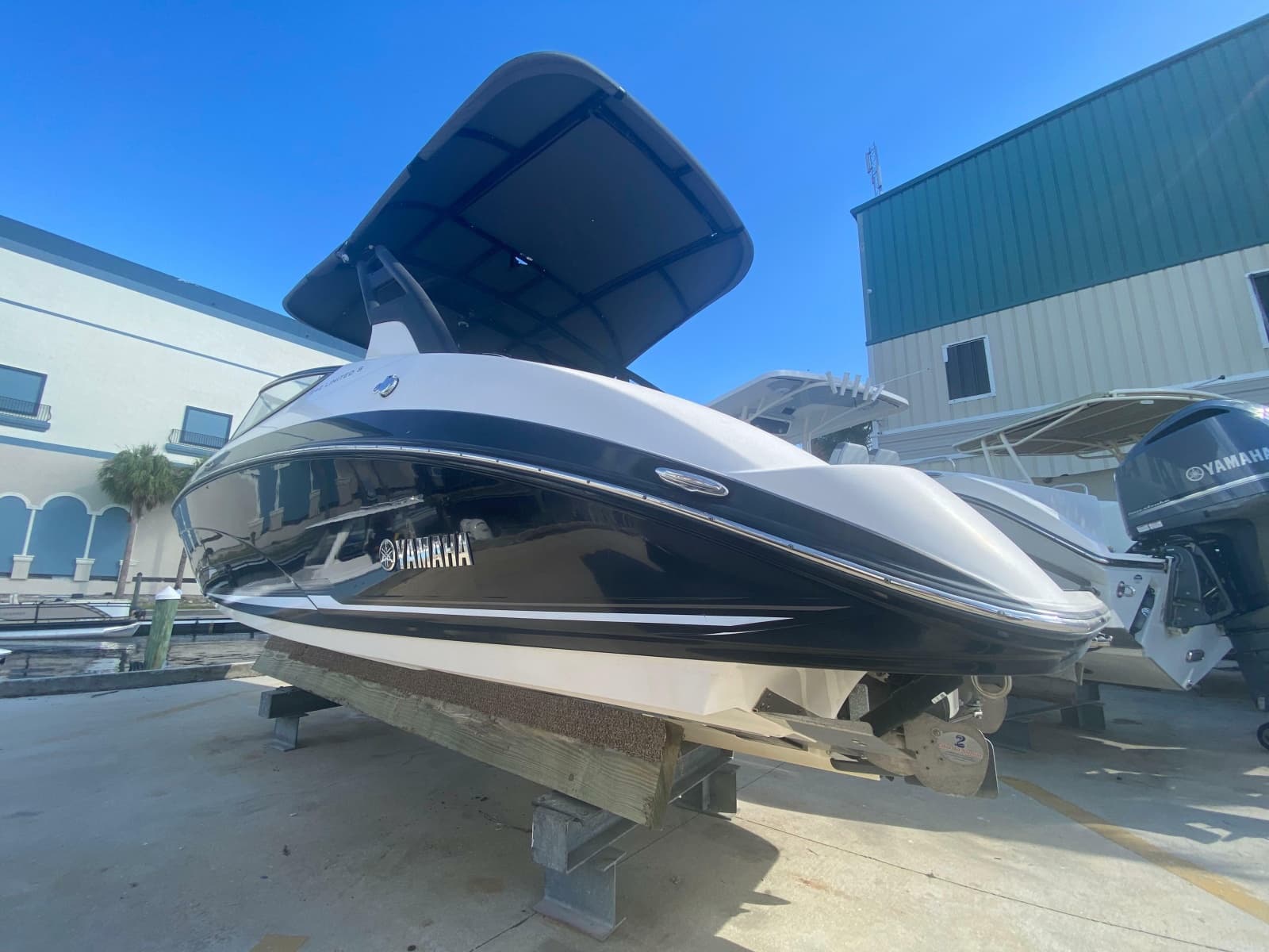 2018 Yamaha Boats 242 Limited S - Photo 1