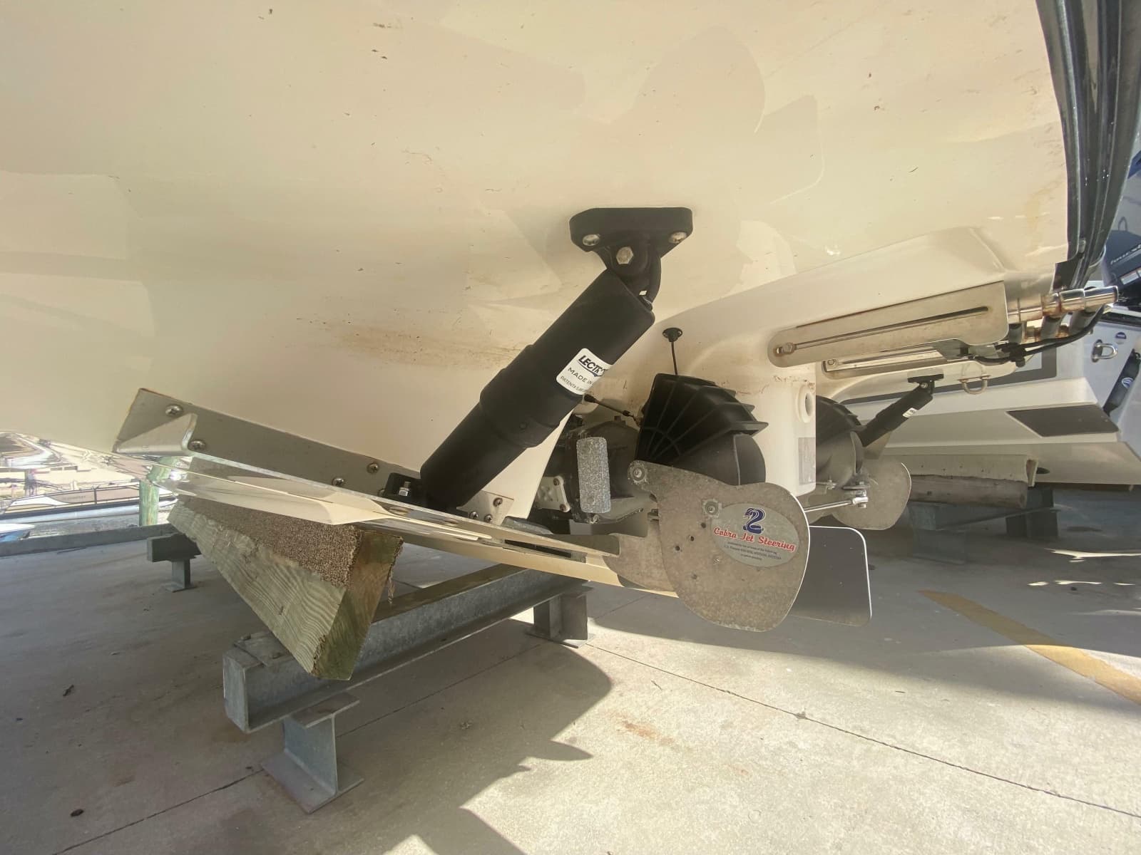 2018 Yamaha Boats 242 Limited S - Photo 14