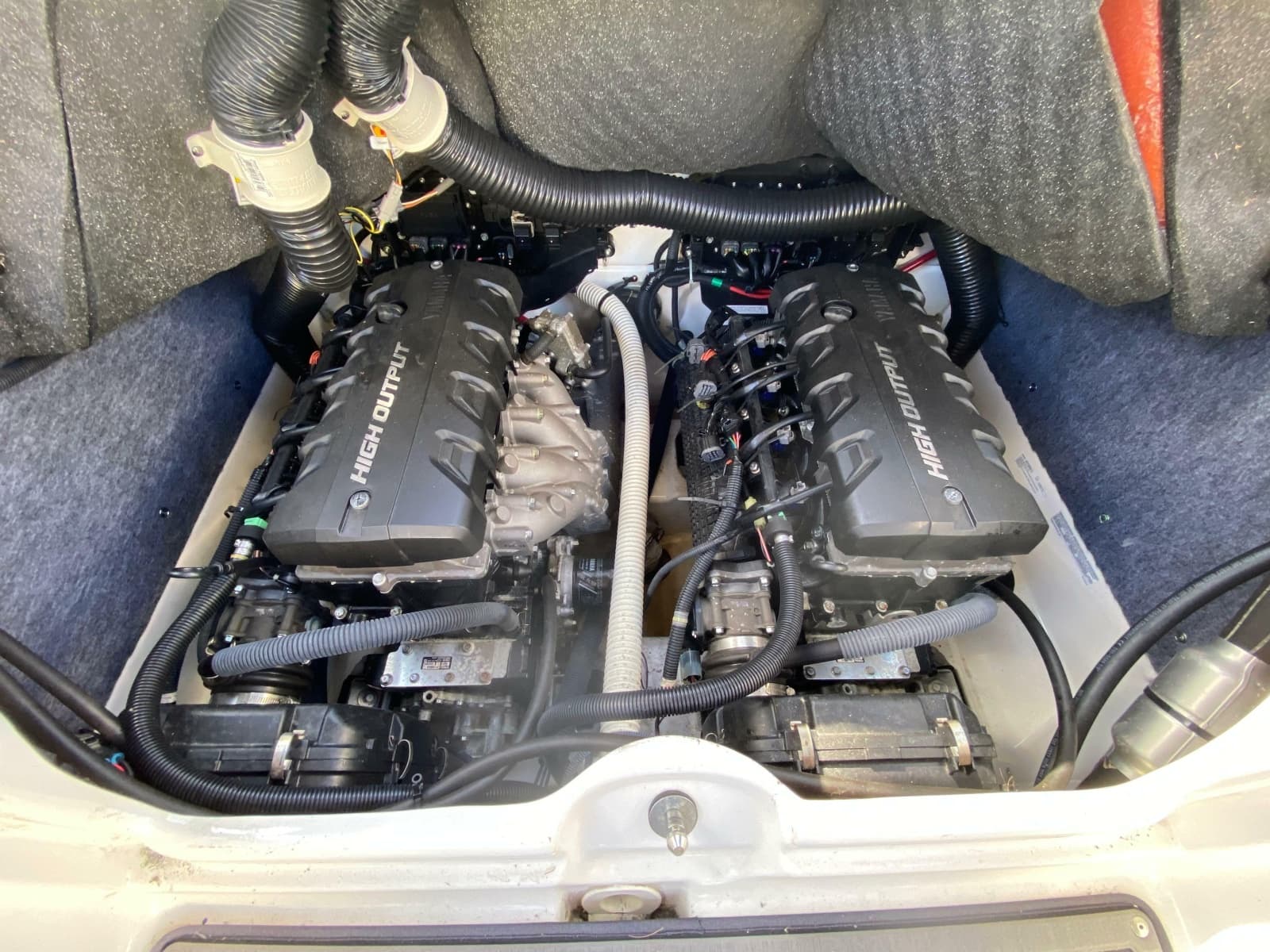 2018 Yamaha Boats 242 Limited S - Photo 15