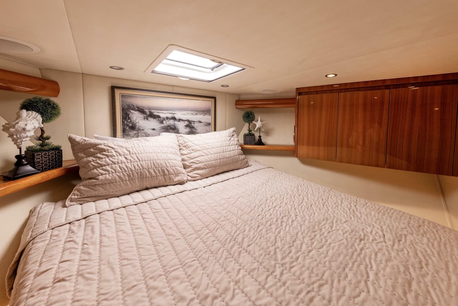 2017 Viking 52 Sport Tower - Photo 65