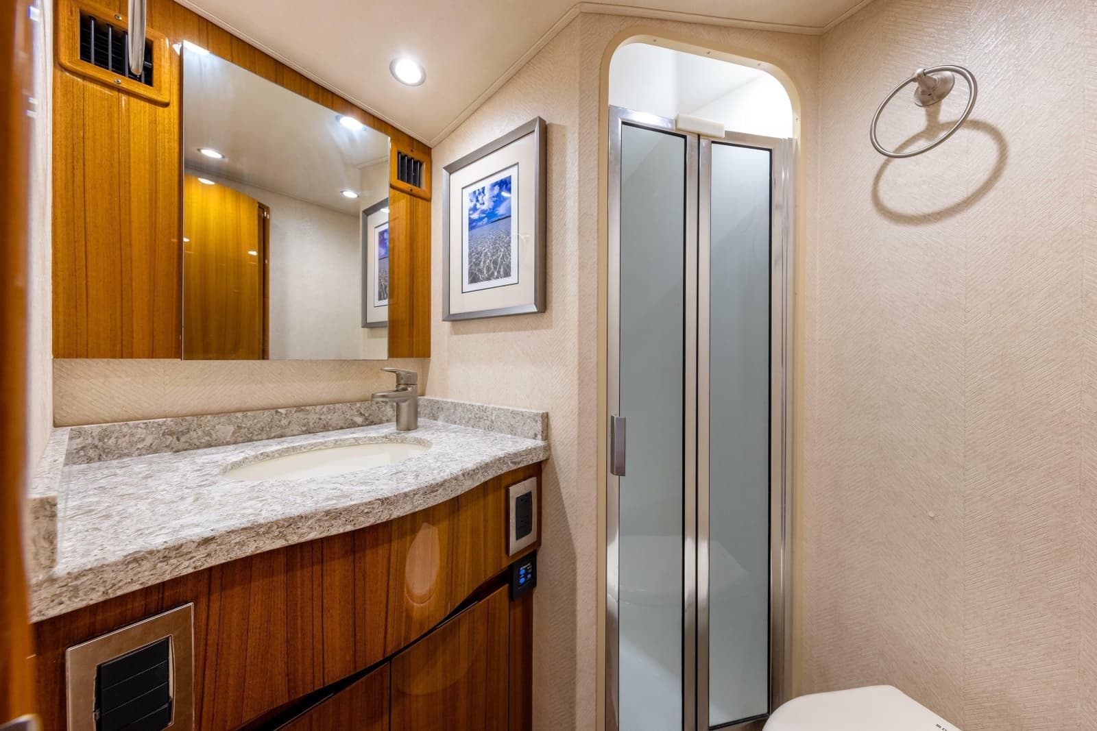2017 Viking 52 Sport Tower - Photo 71