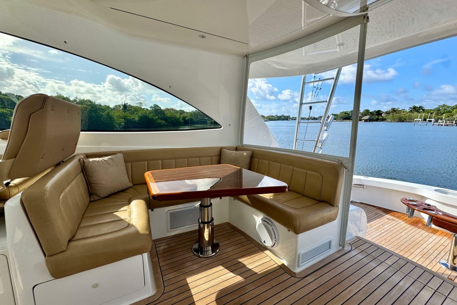 2017 Viking 52 Sport Tower - Photo 27