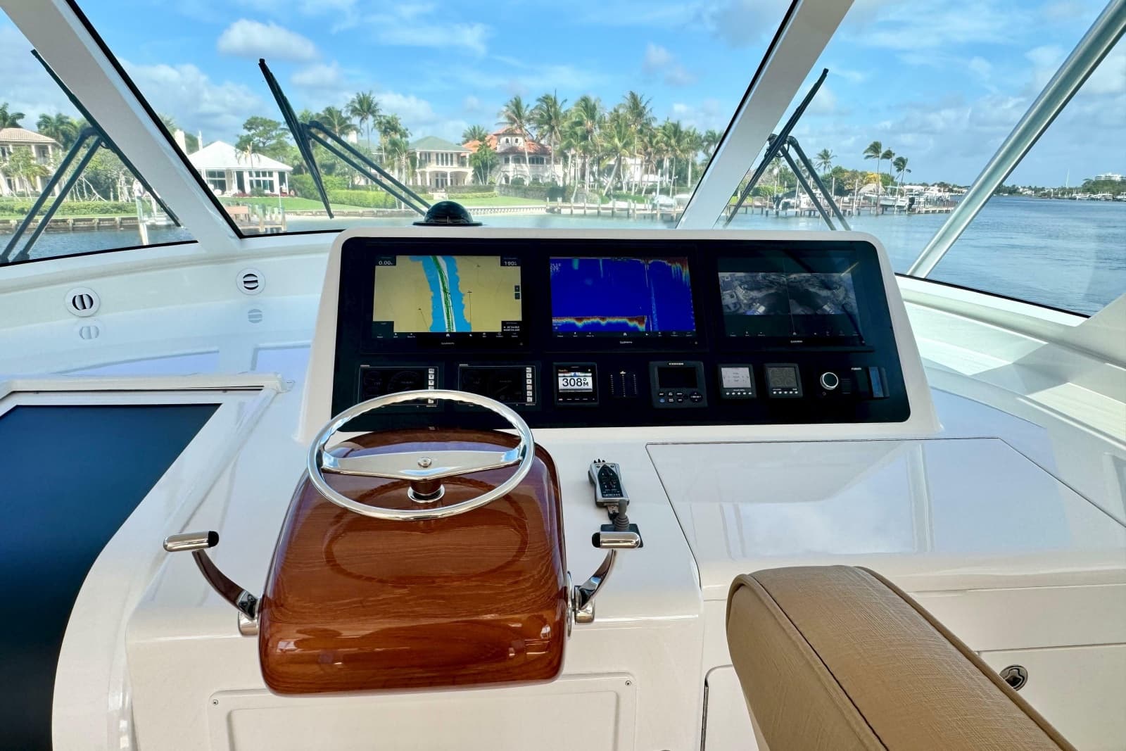 2017 Viking 52 Sport Tower - Photo 43