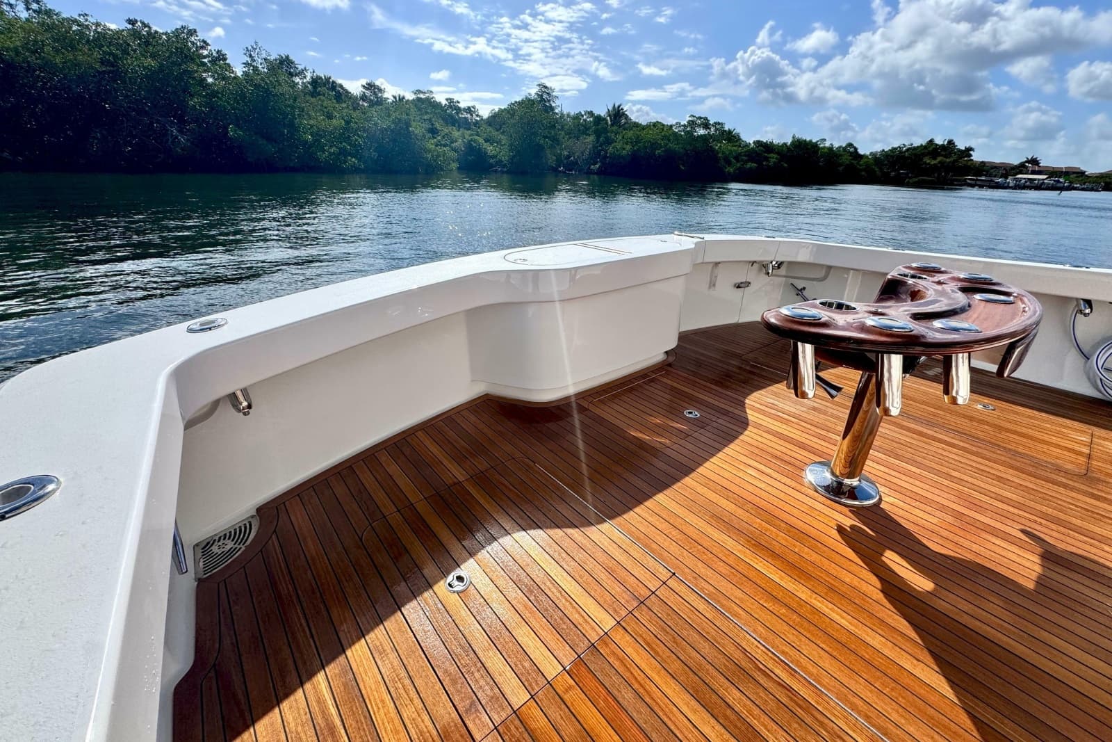 2017 Viking 52 Sport Tower - Photo 23
