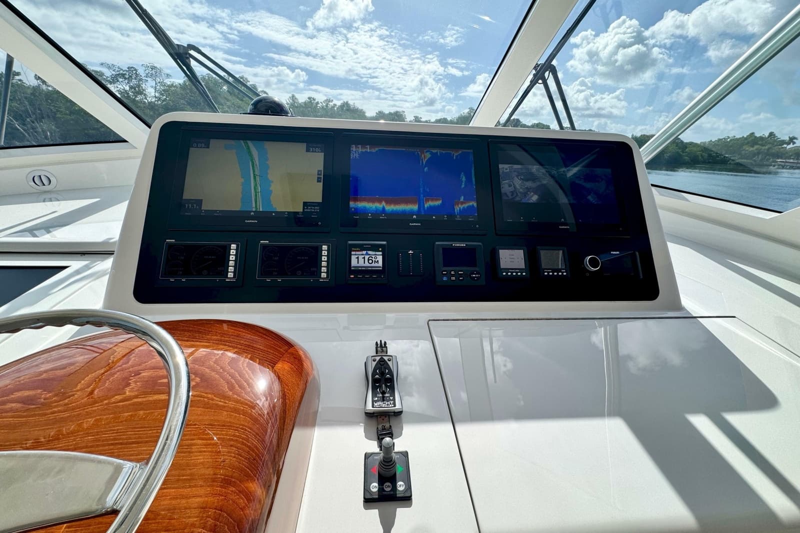 2017 Viking 52 Sport Tower - Photo 38