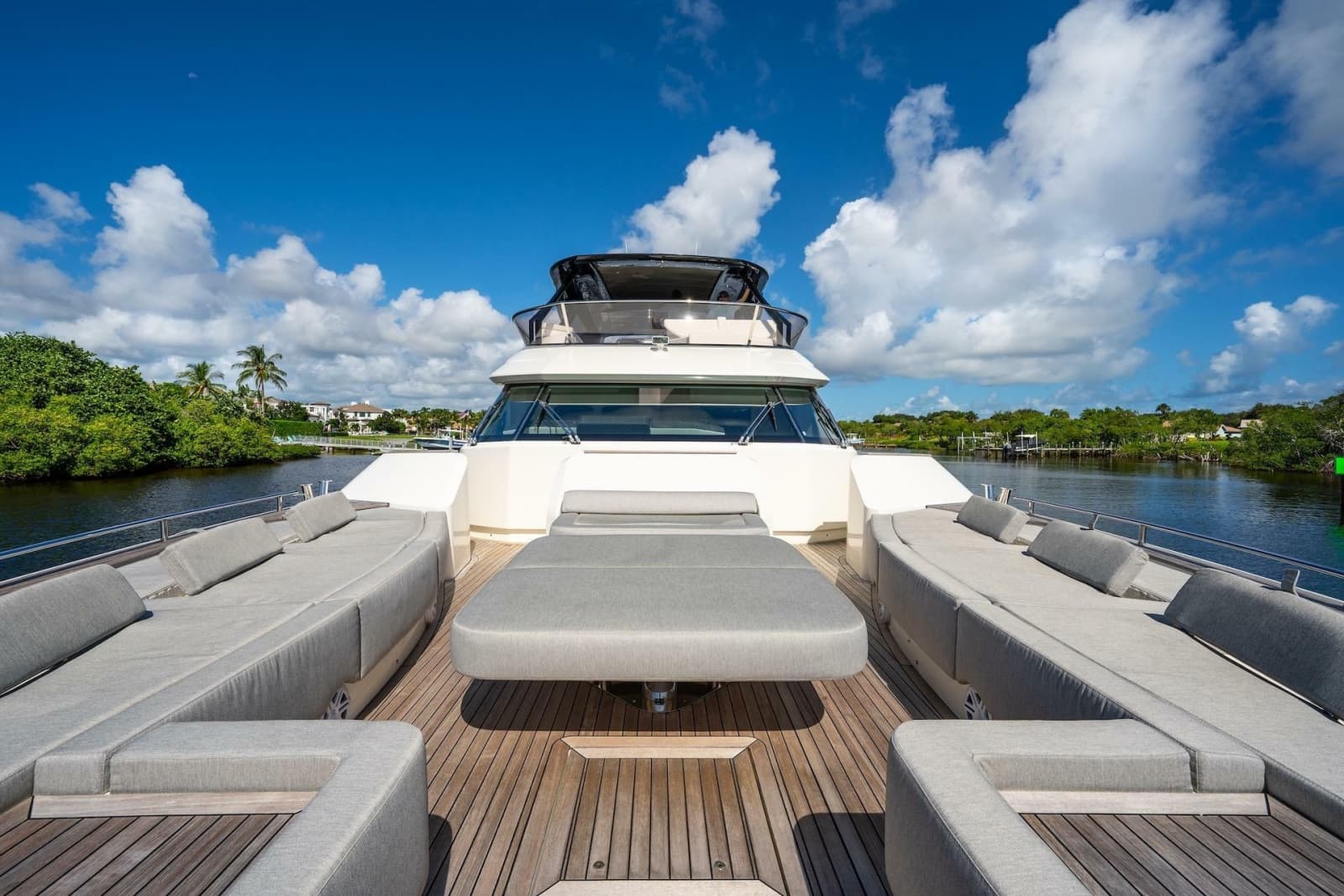 2015 Monte Carlo Yachts MCY 86 - Photo 25