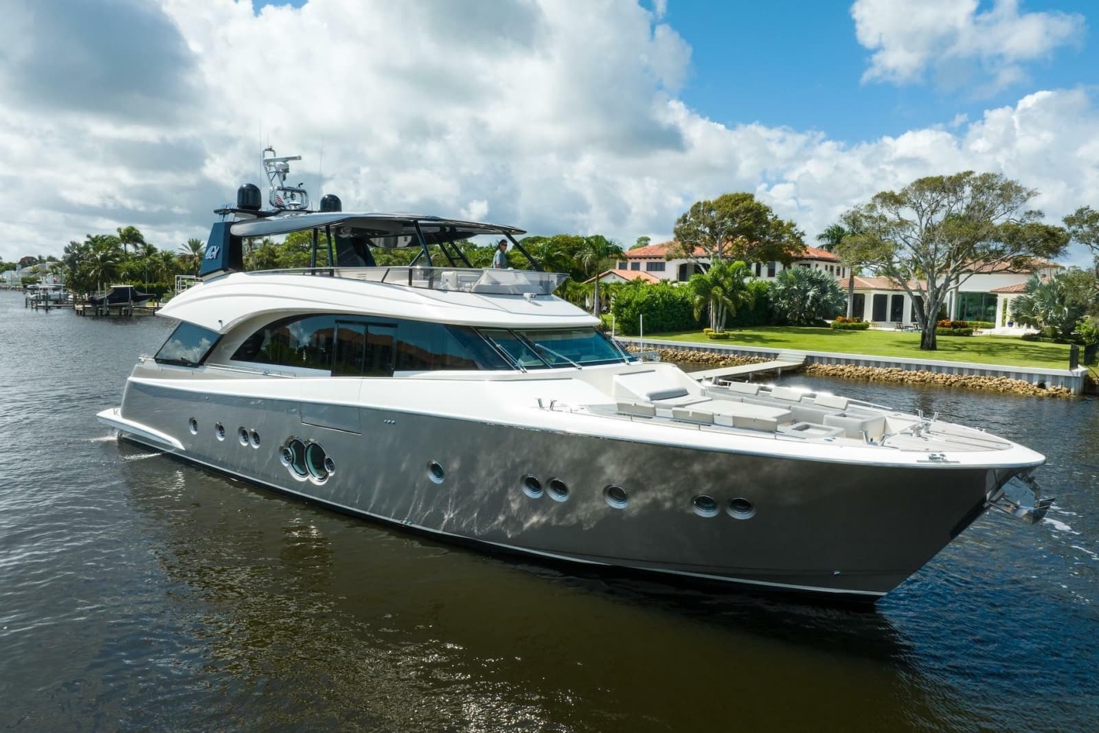 2015 Monte Carlo Yachts MCY 86 - Photo 1
