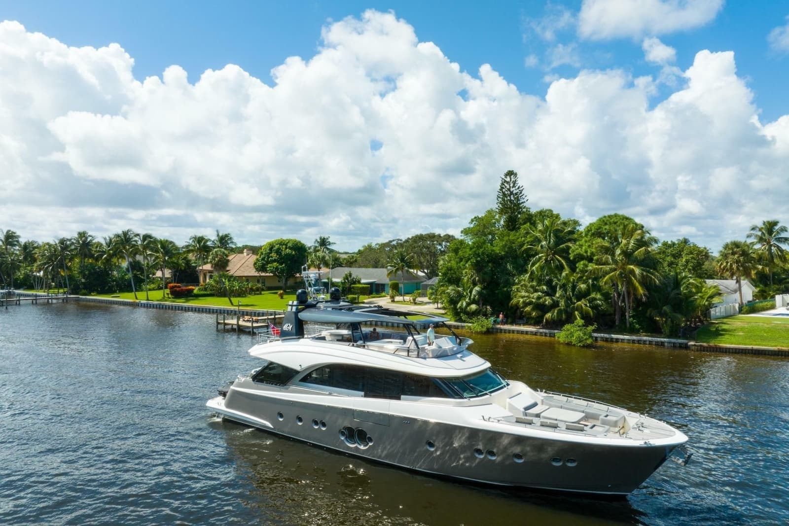 2015 Monte Carlo Yachts MCY 86 - Photo 8