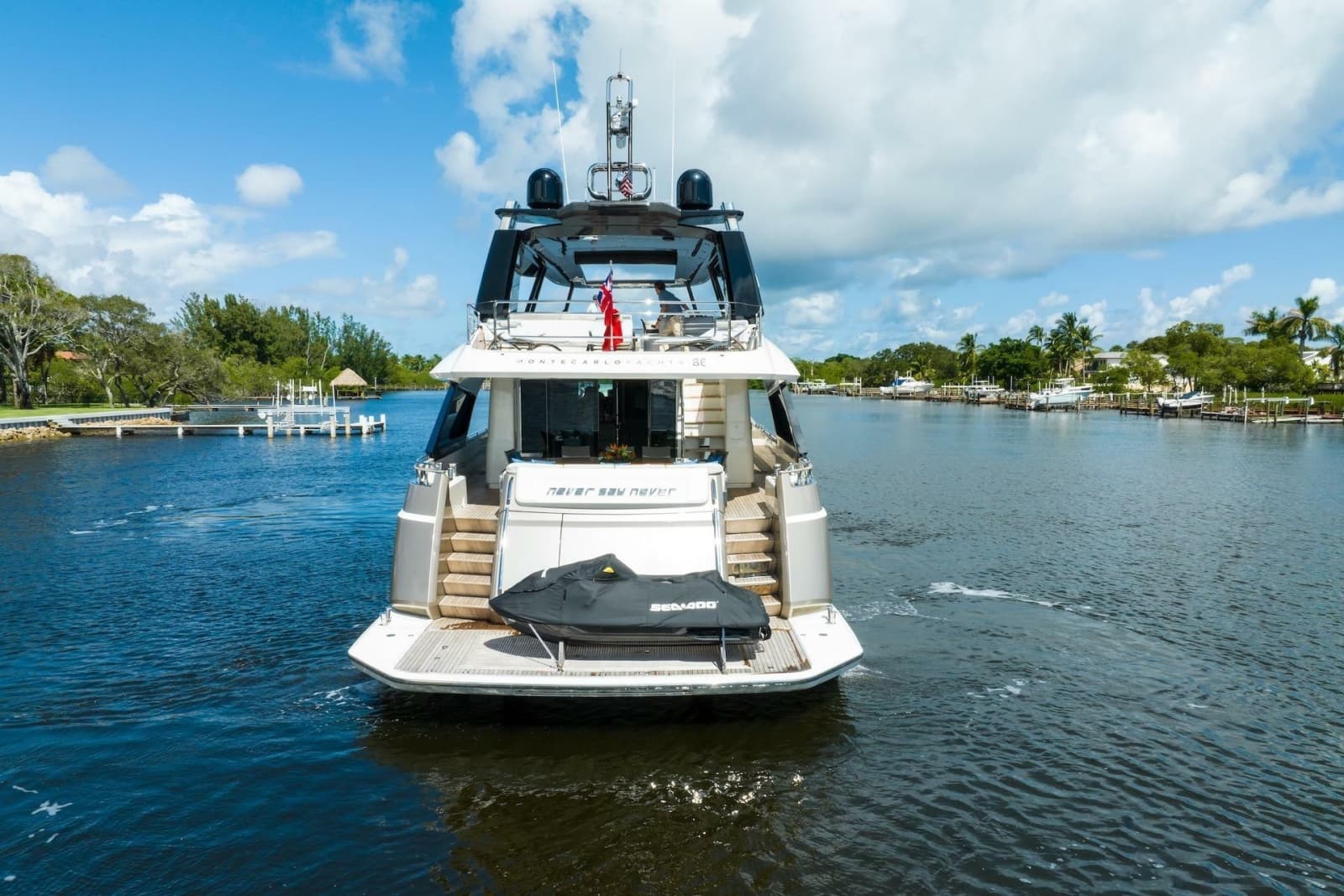 2015 Monte Carlo Yachts MCY 86 - Photo 6