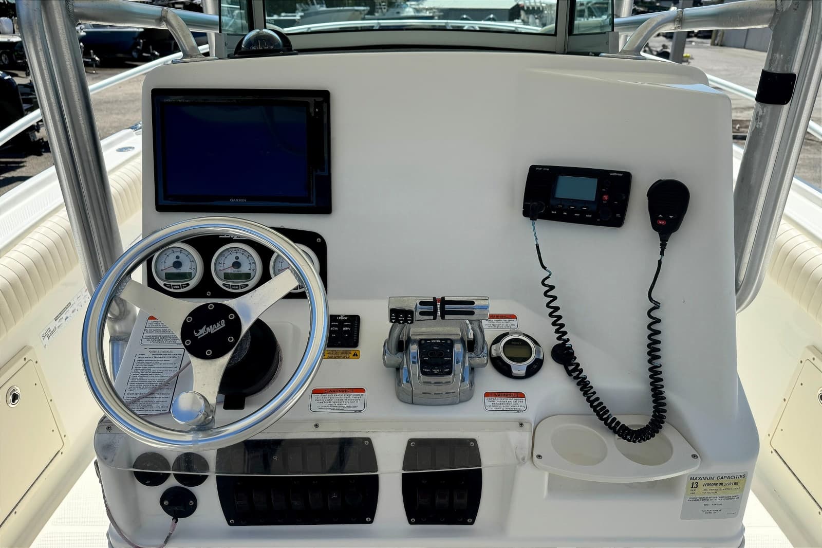 2014 Mako 284 Center Console - Photo 6
