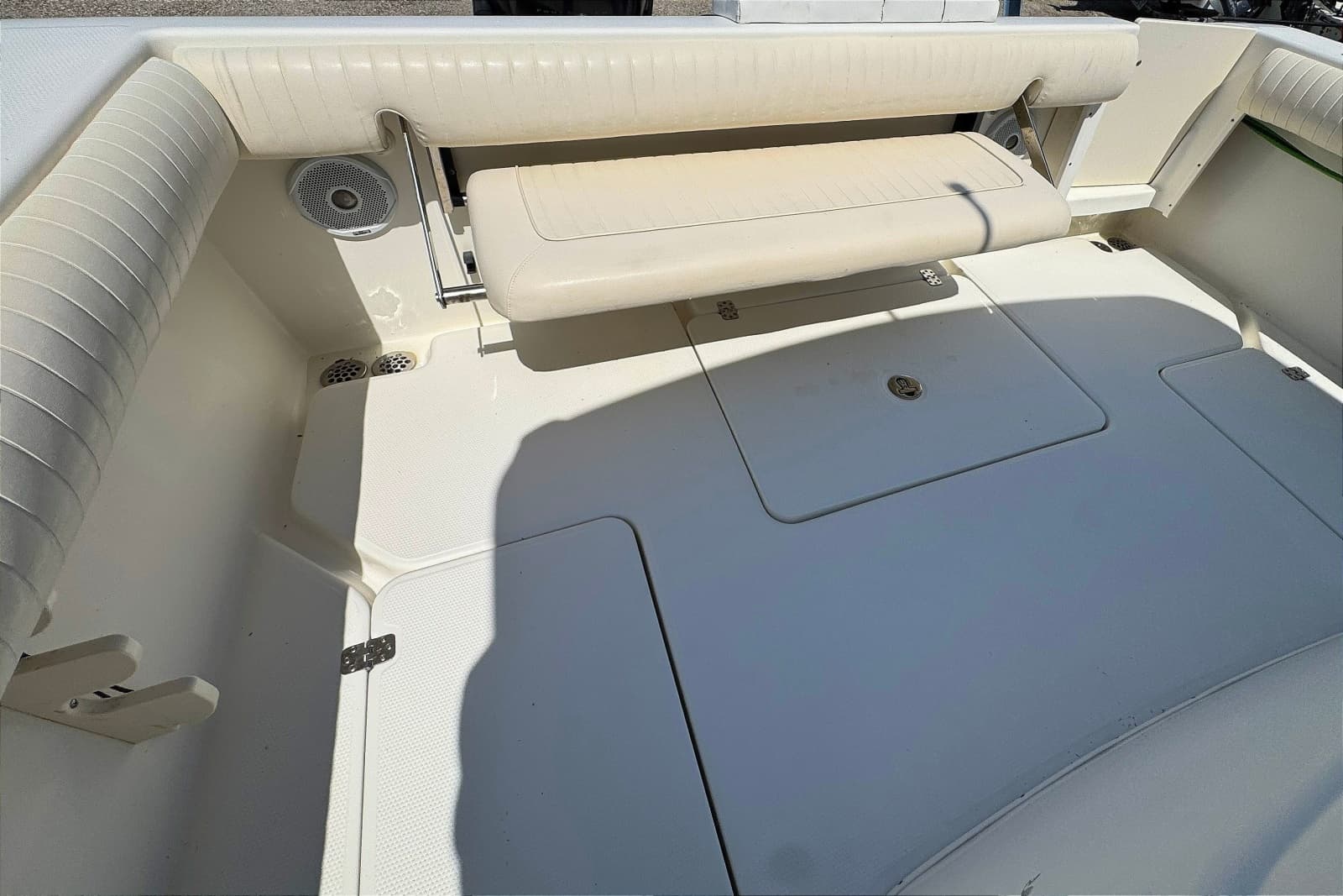 2014 Mako 284 Center Console - Photo 10