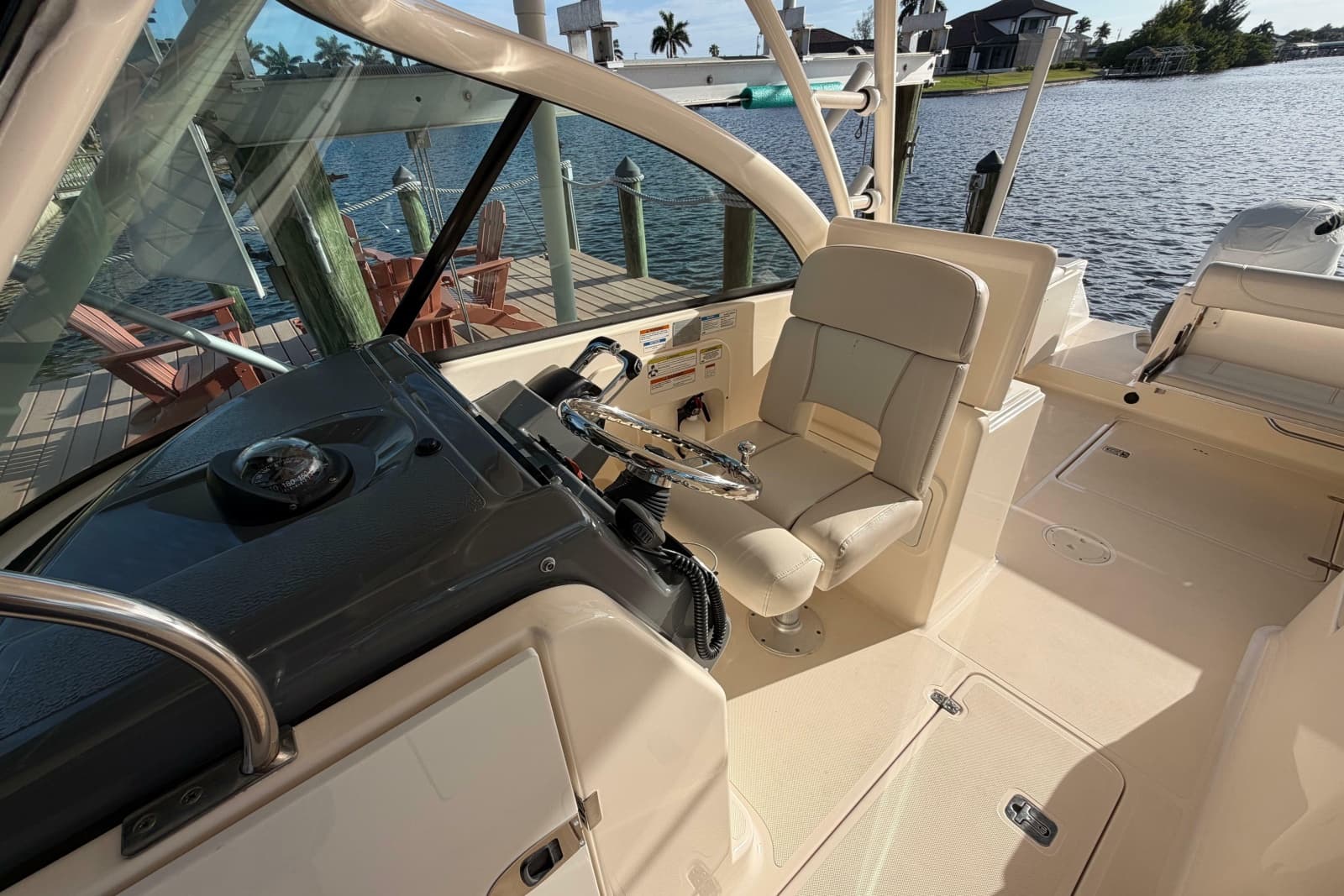 2014 Pursuit DC 265 Dual Console - Photo 20