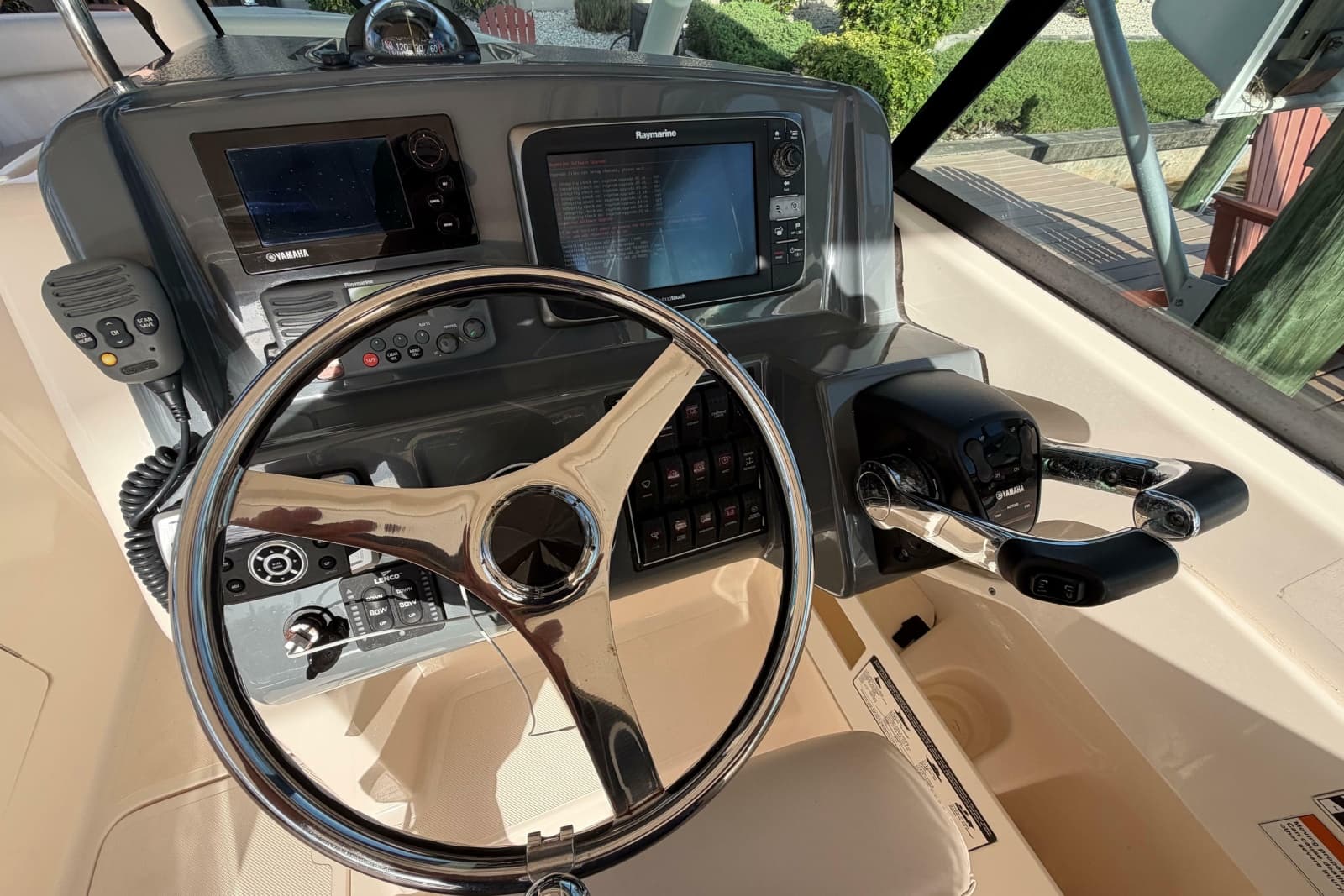 2014 Pursuit DC 265 Dual Console - Photo 22