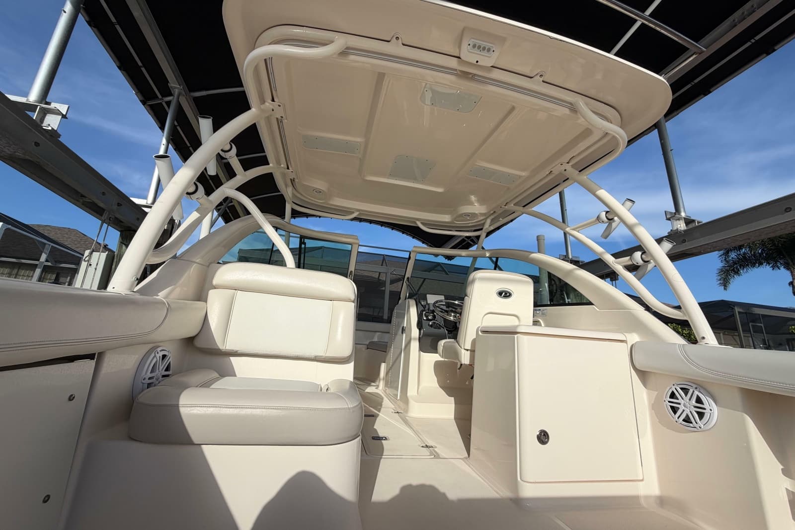 2014 Pursuit DC 265 Dual Console - Photo 18