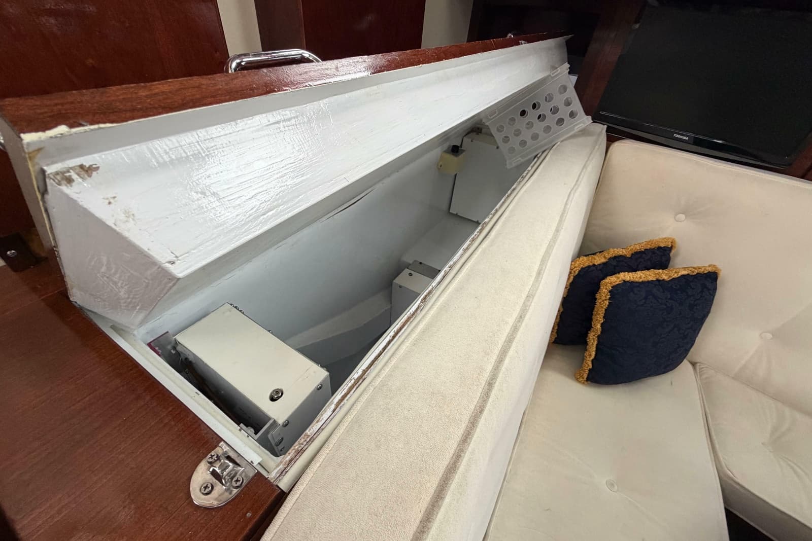 2011 Bruce Roberts 50' Custom Ketch - Photo 32