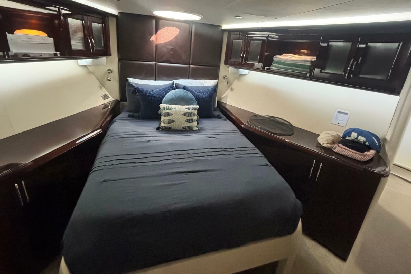 2008 Lazzara Yachts LSX 75 - Photo 16