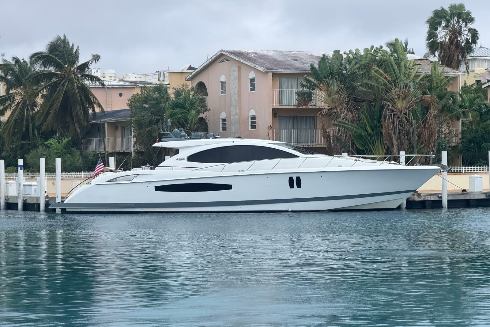 2008 Lazzara Yachts LSX 75 - Photo 1