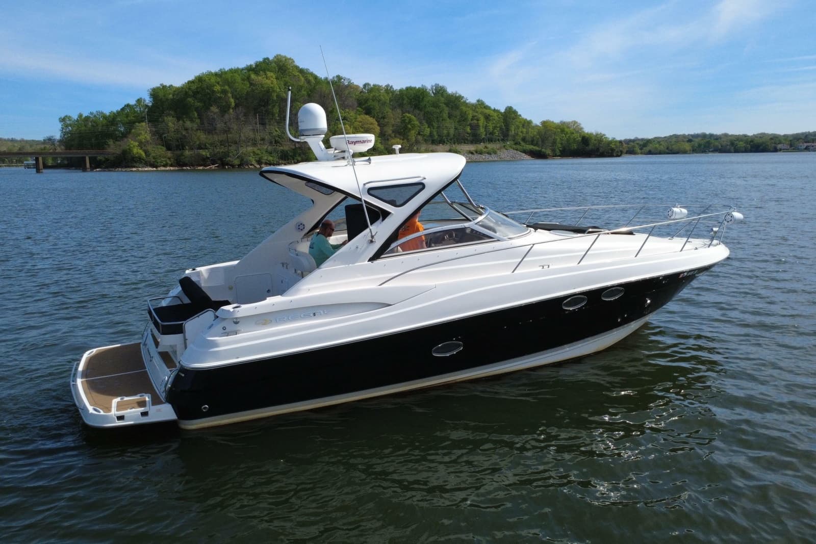 2008 Regal 3760 Sportyacht - Photo 11