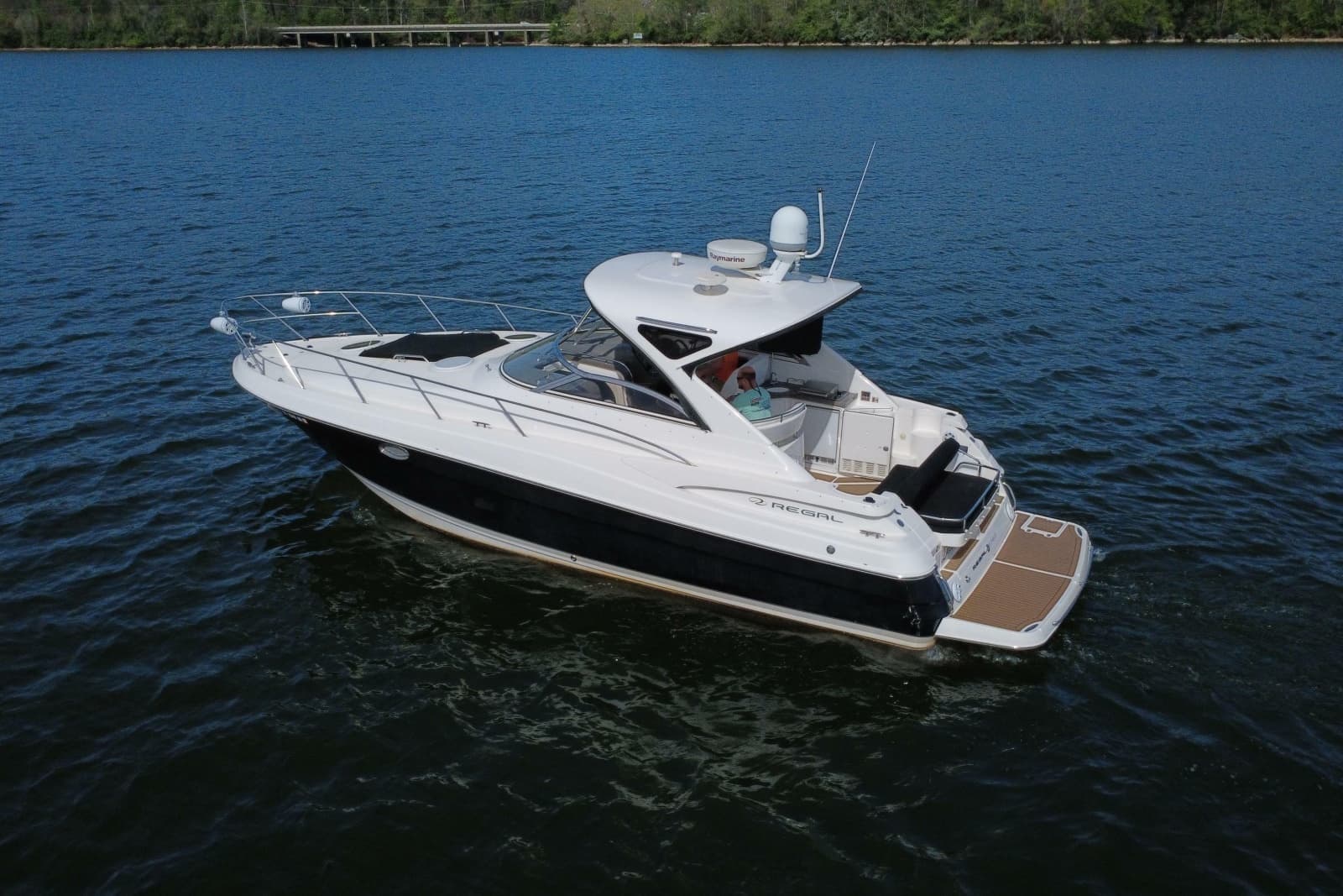 2008 Regal 3760 Sportyacht - Photo 8