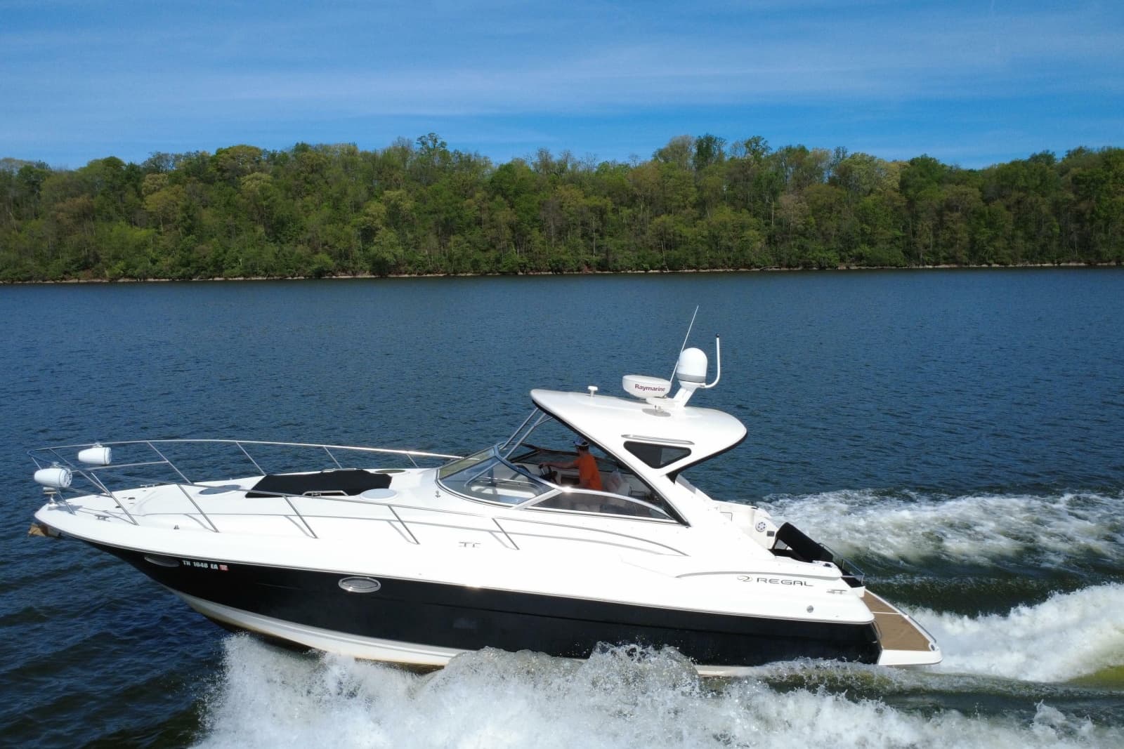2008 Regal 3760 Sportyacht - Photo 6