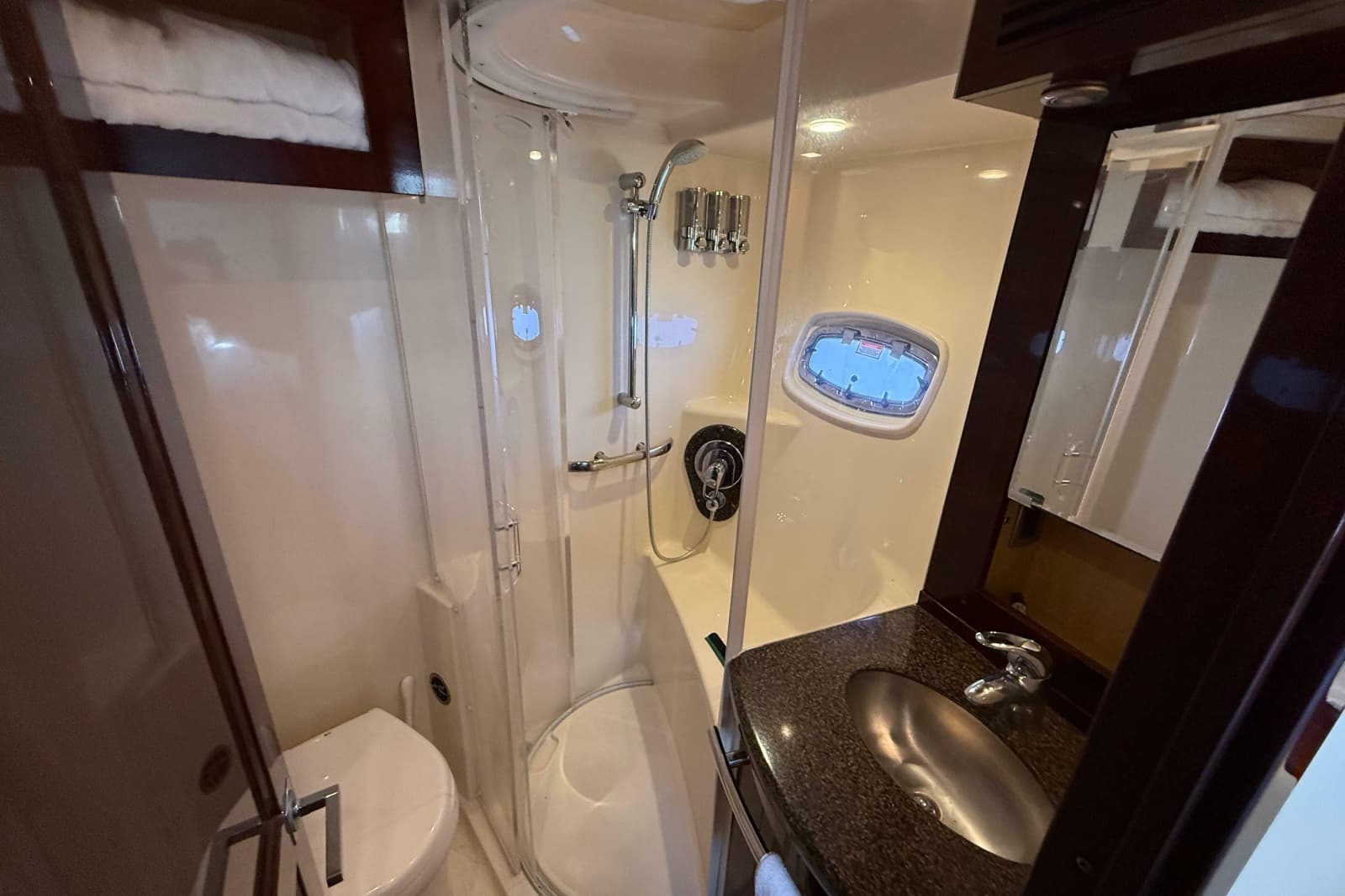 2008 Sea Ray 550 Sundancer - Photo 10